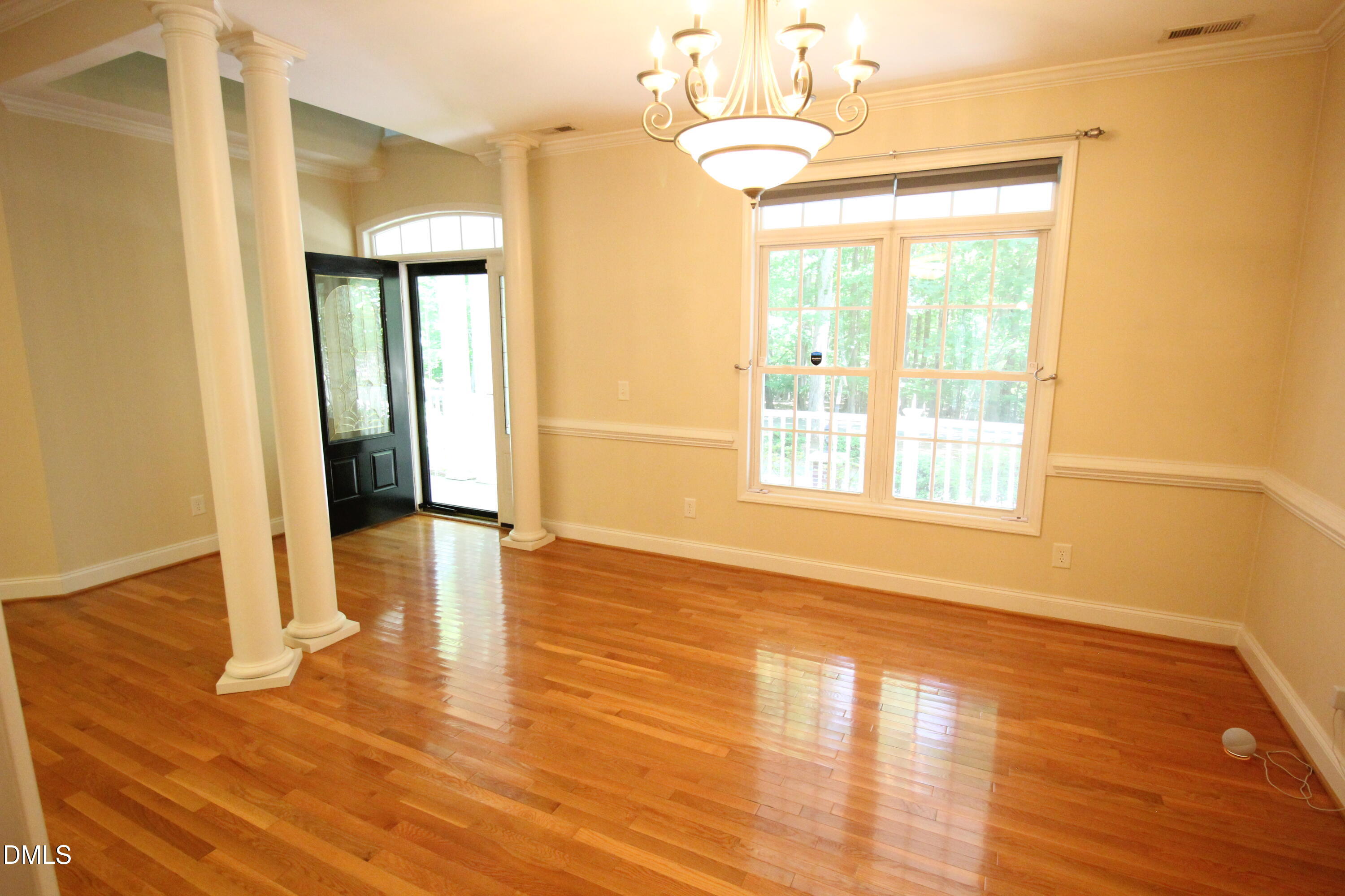 1102 Falling Stream Property Photo 18