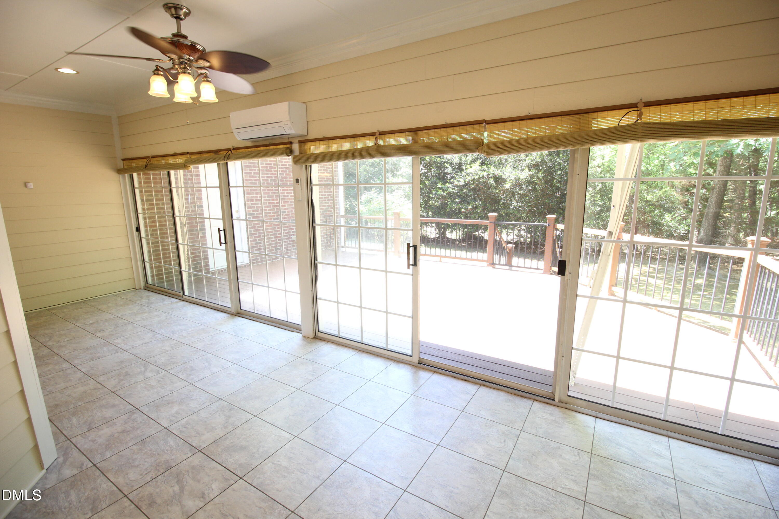 1102 Falling Stream Property Photo 34