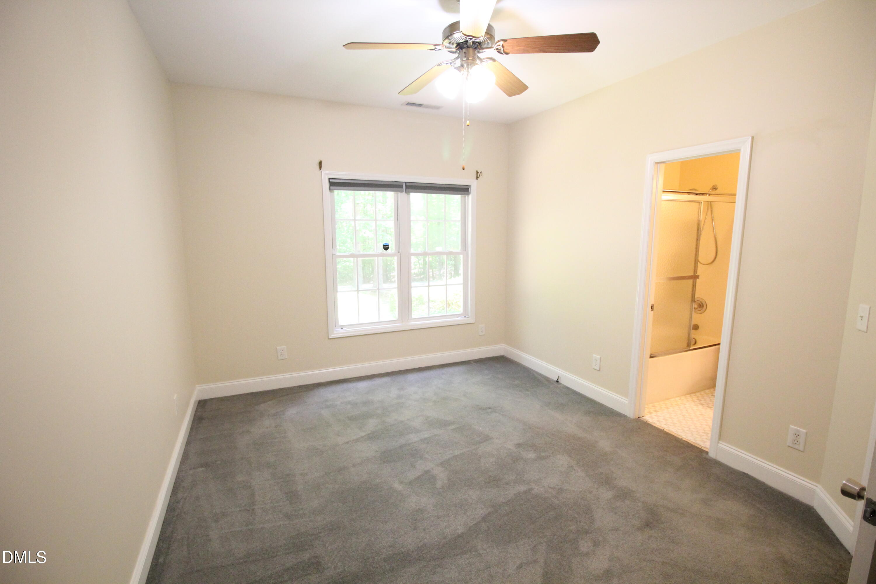 1102 Falling Stream Property Photo 36