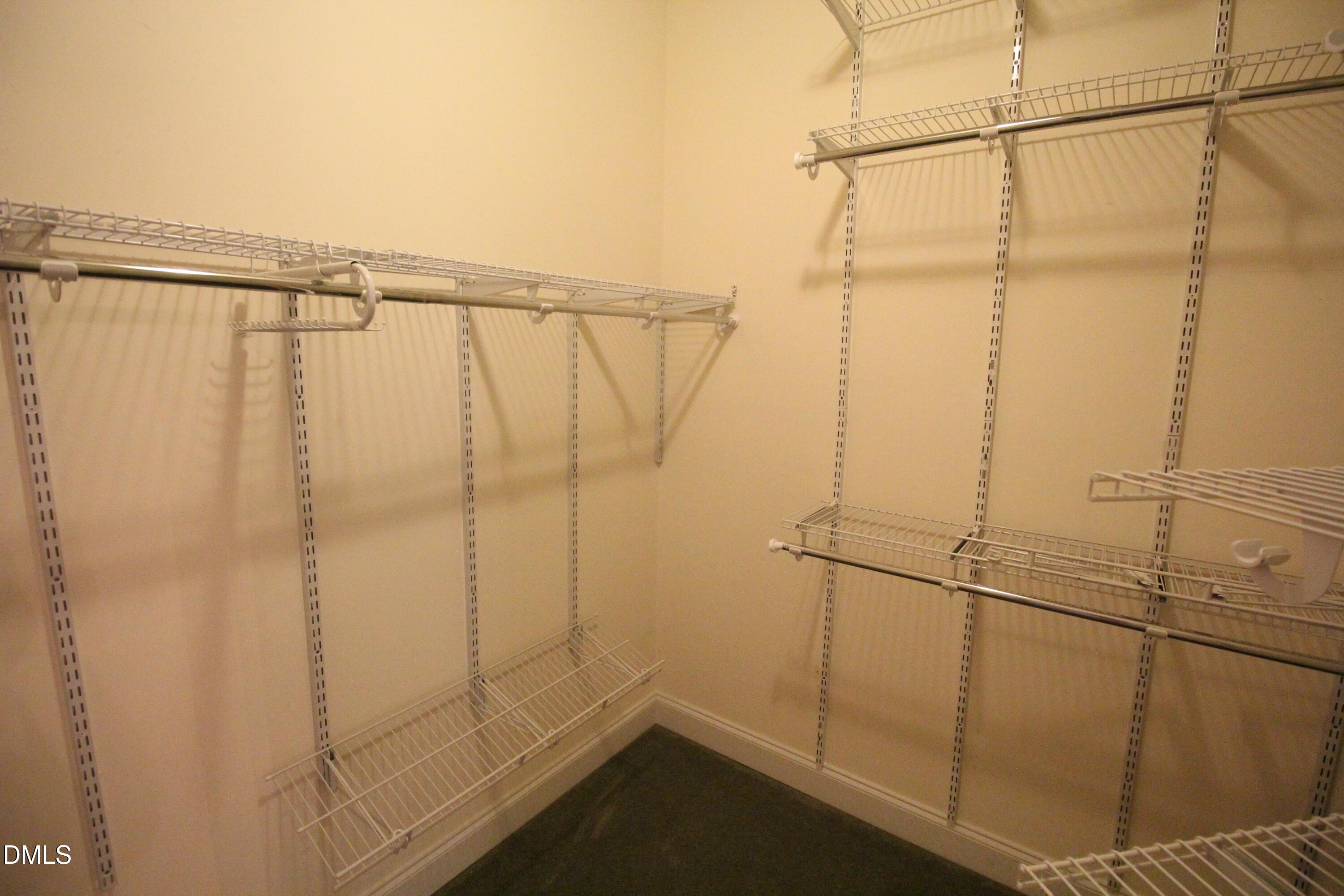 1102 Falling Stream Property Photo 42