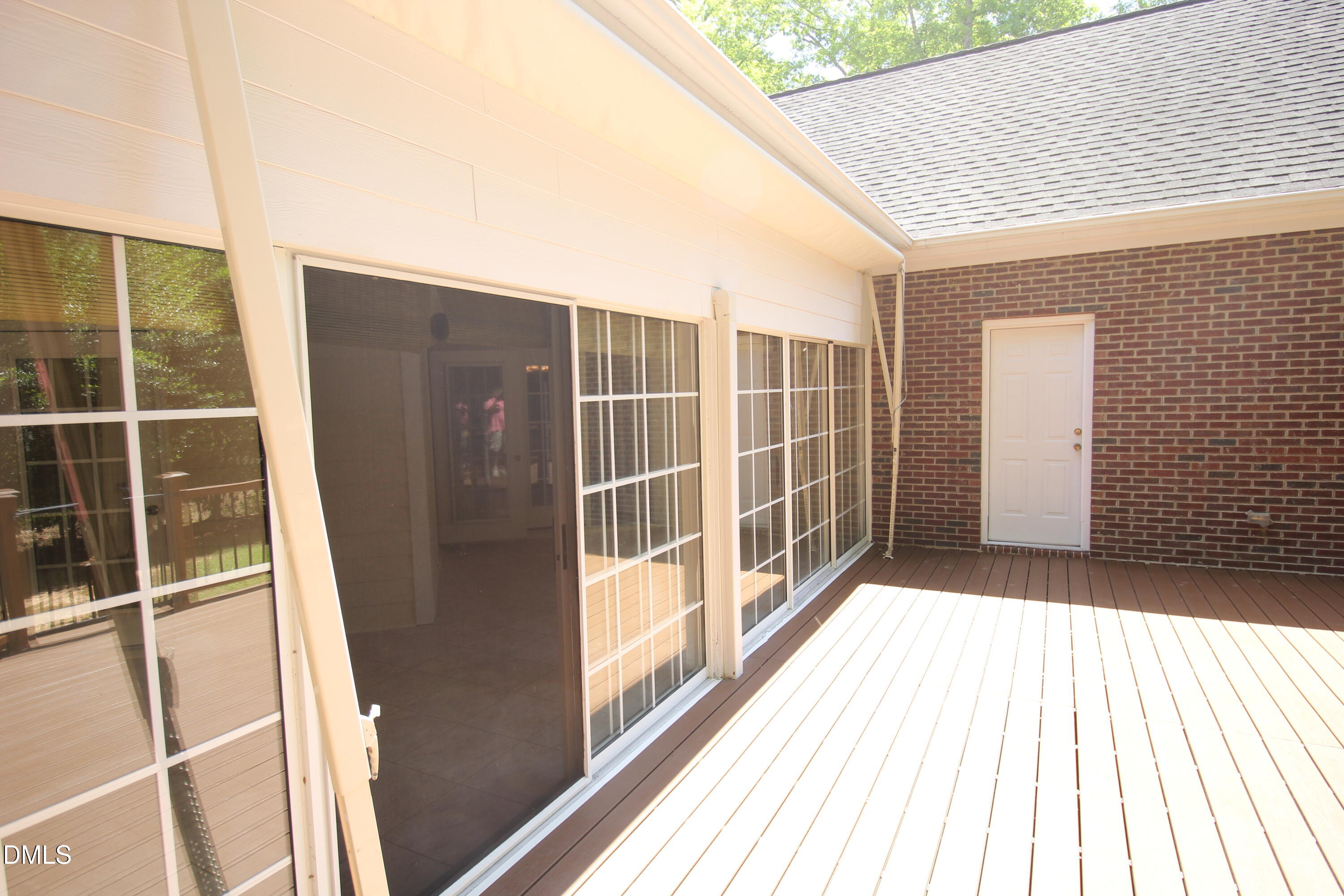 1102 Falling Stream Property Photo 55