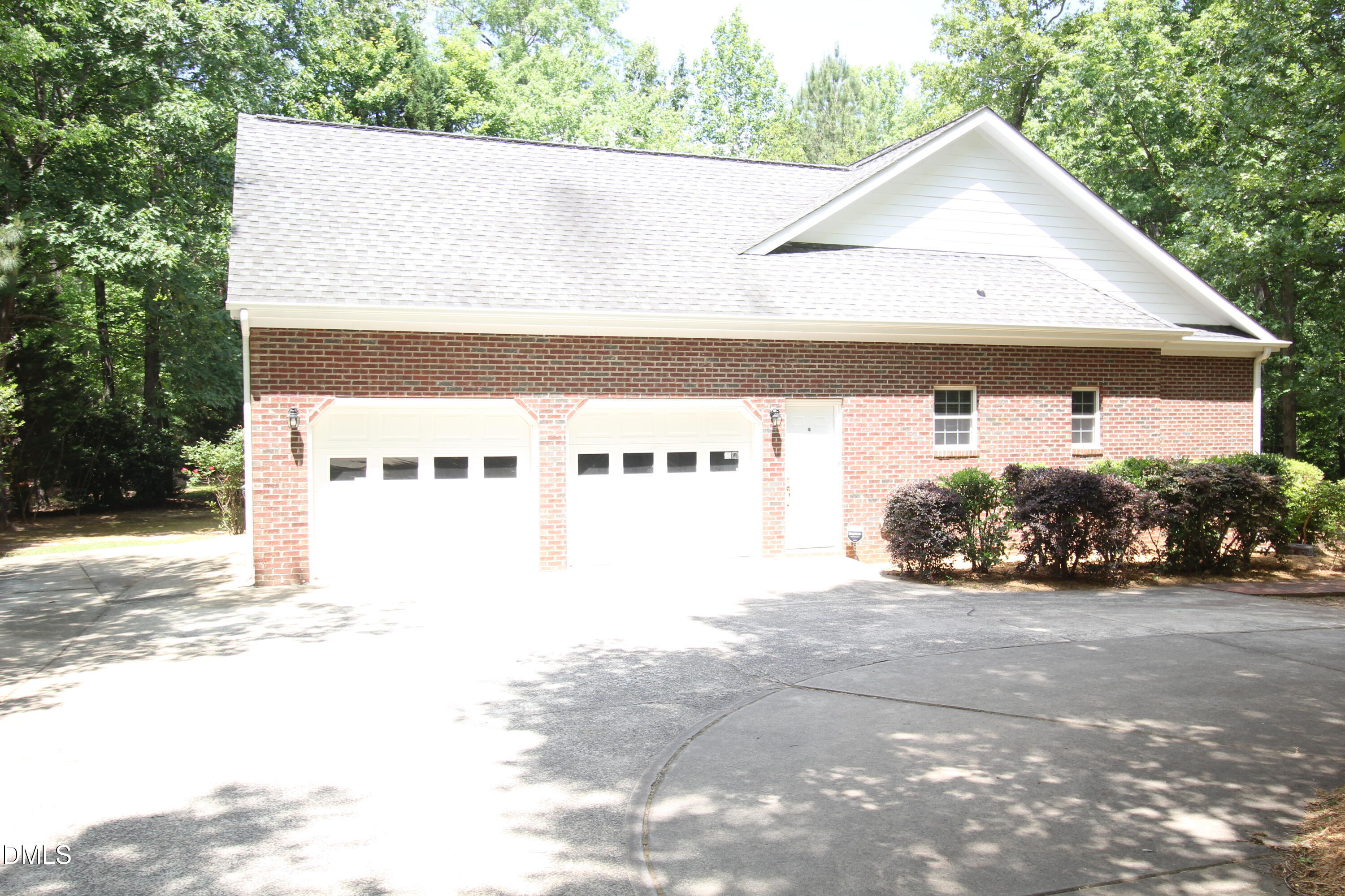 1102 Falling Stream Property Photo 64