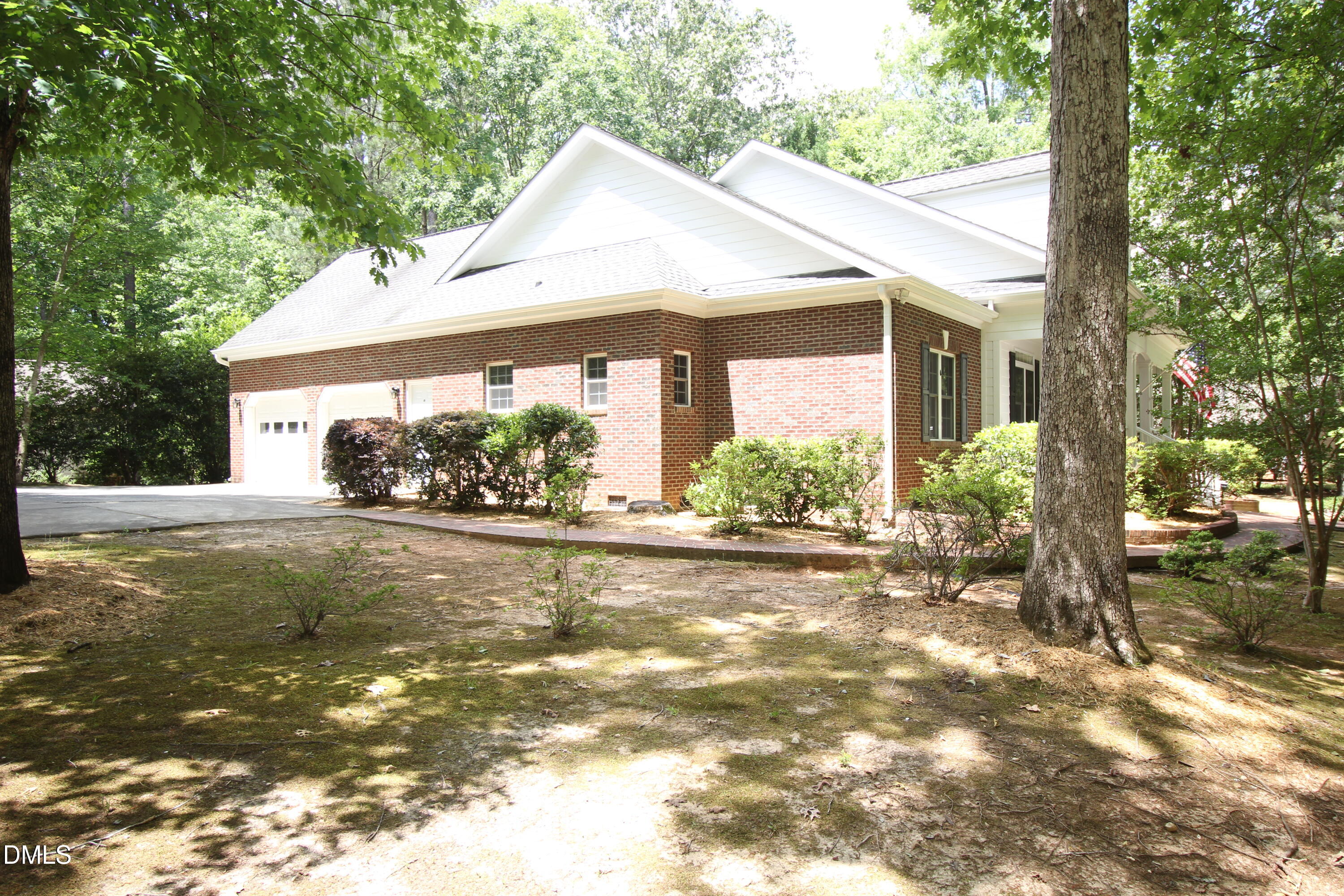 1102 Falling Stream Property Photo 67