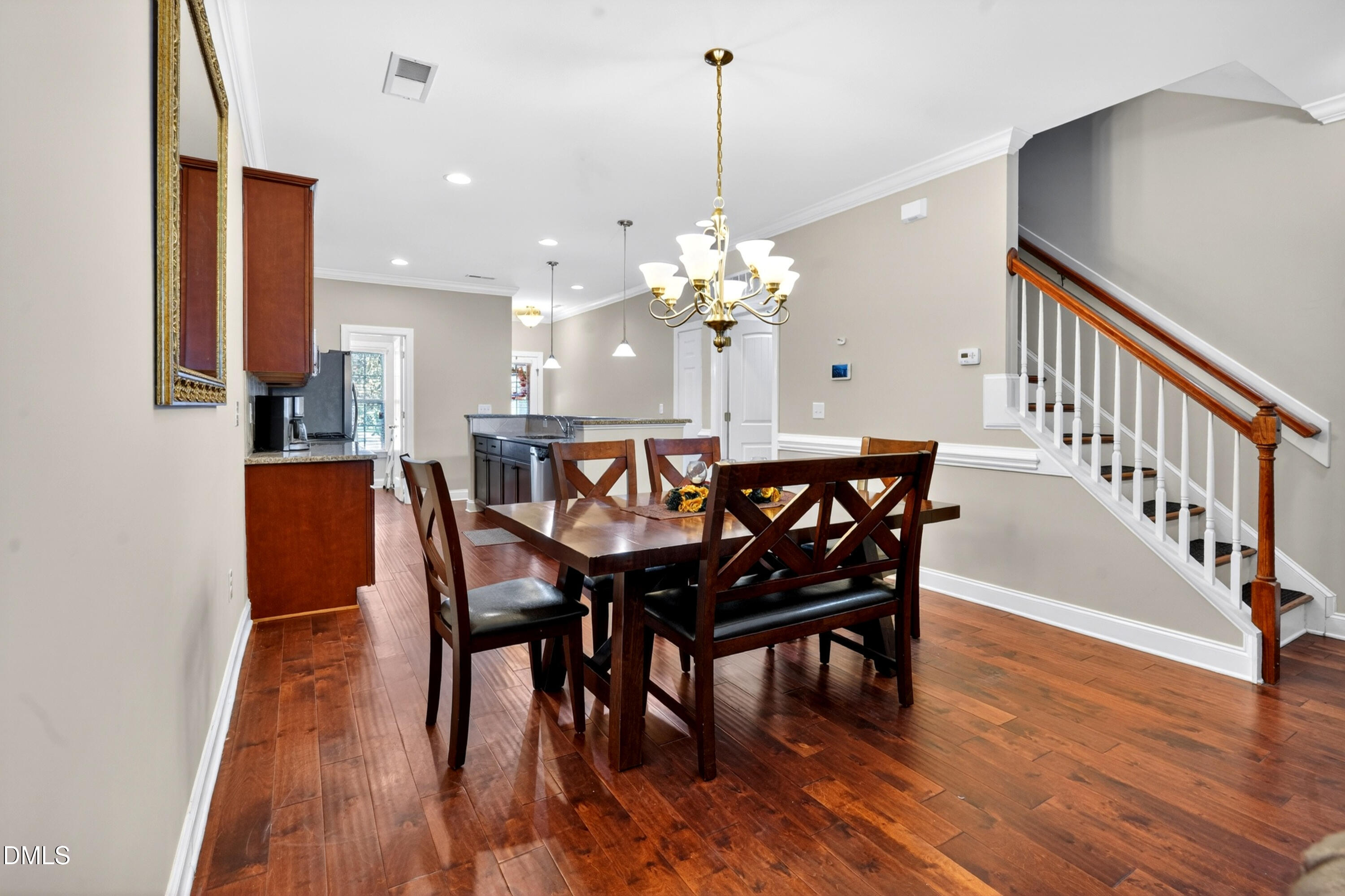 1061 Monmouth Loop Property Photo 13