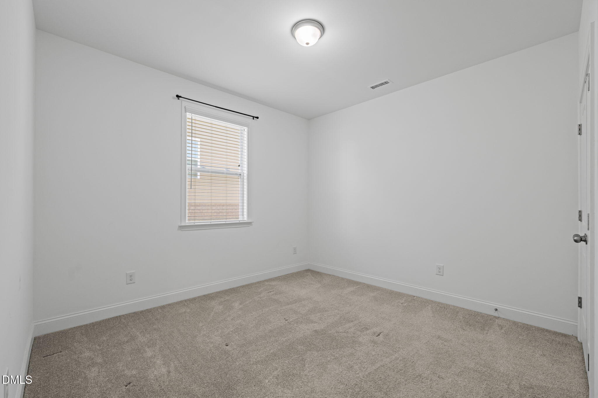 104 Hoyne Way Property Photo 38