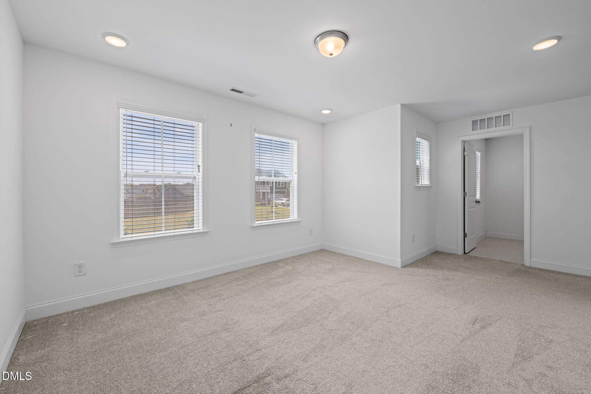 104 Hoyne Way Property Photo 48