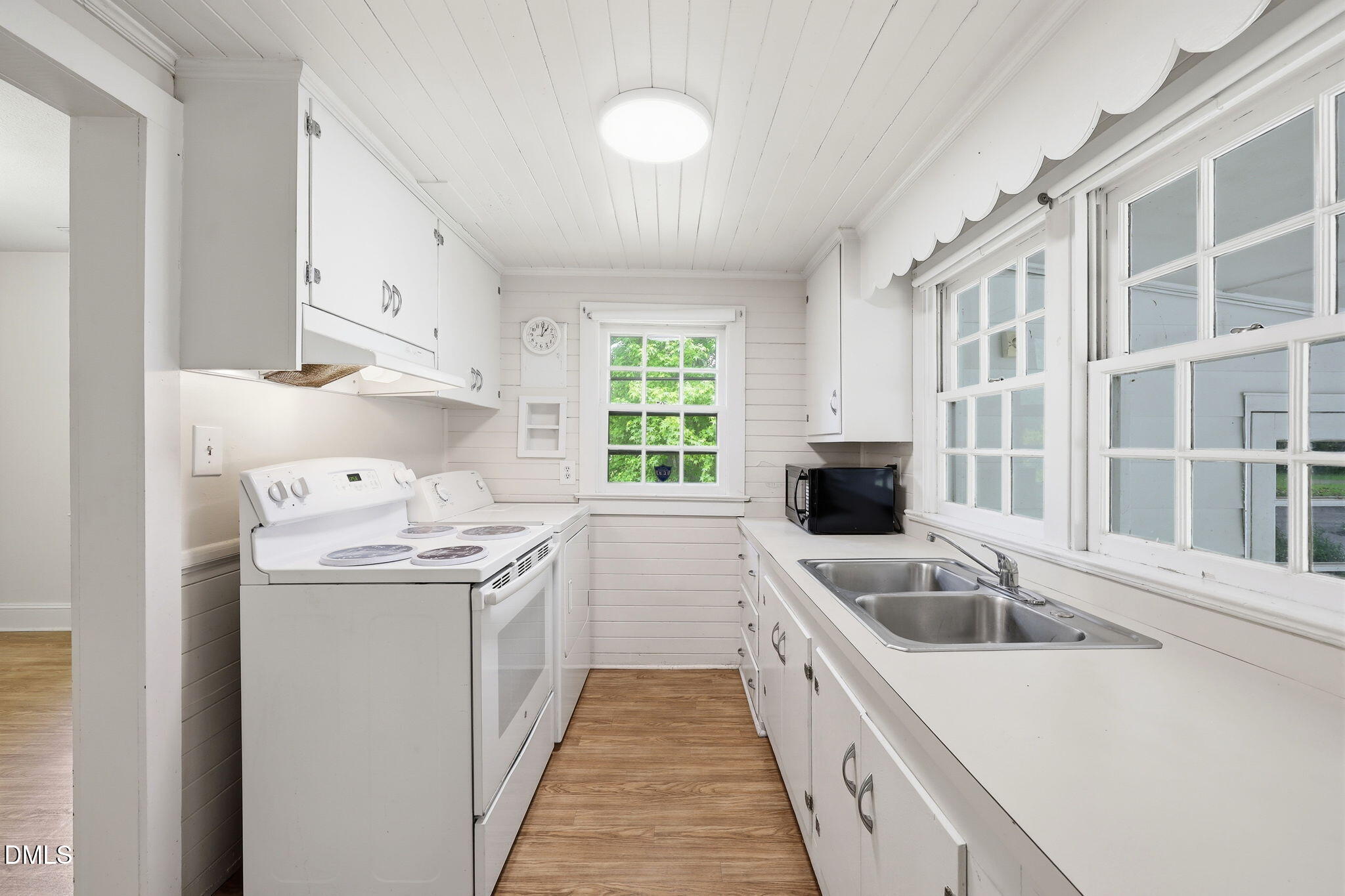 1094 Wilsons Mills Road Property Photo 4