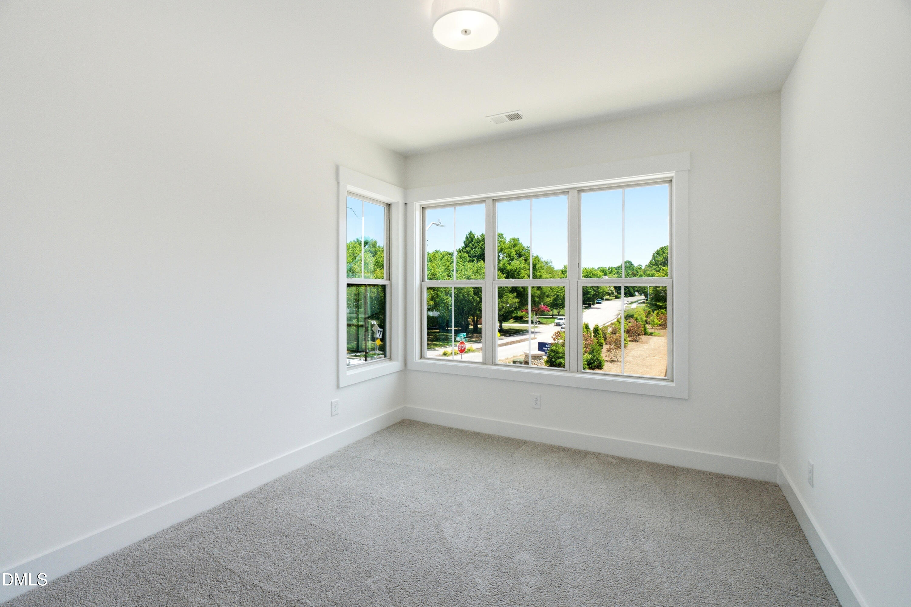 700 Mildred Oaks Court Property Photo 22