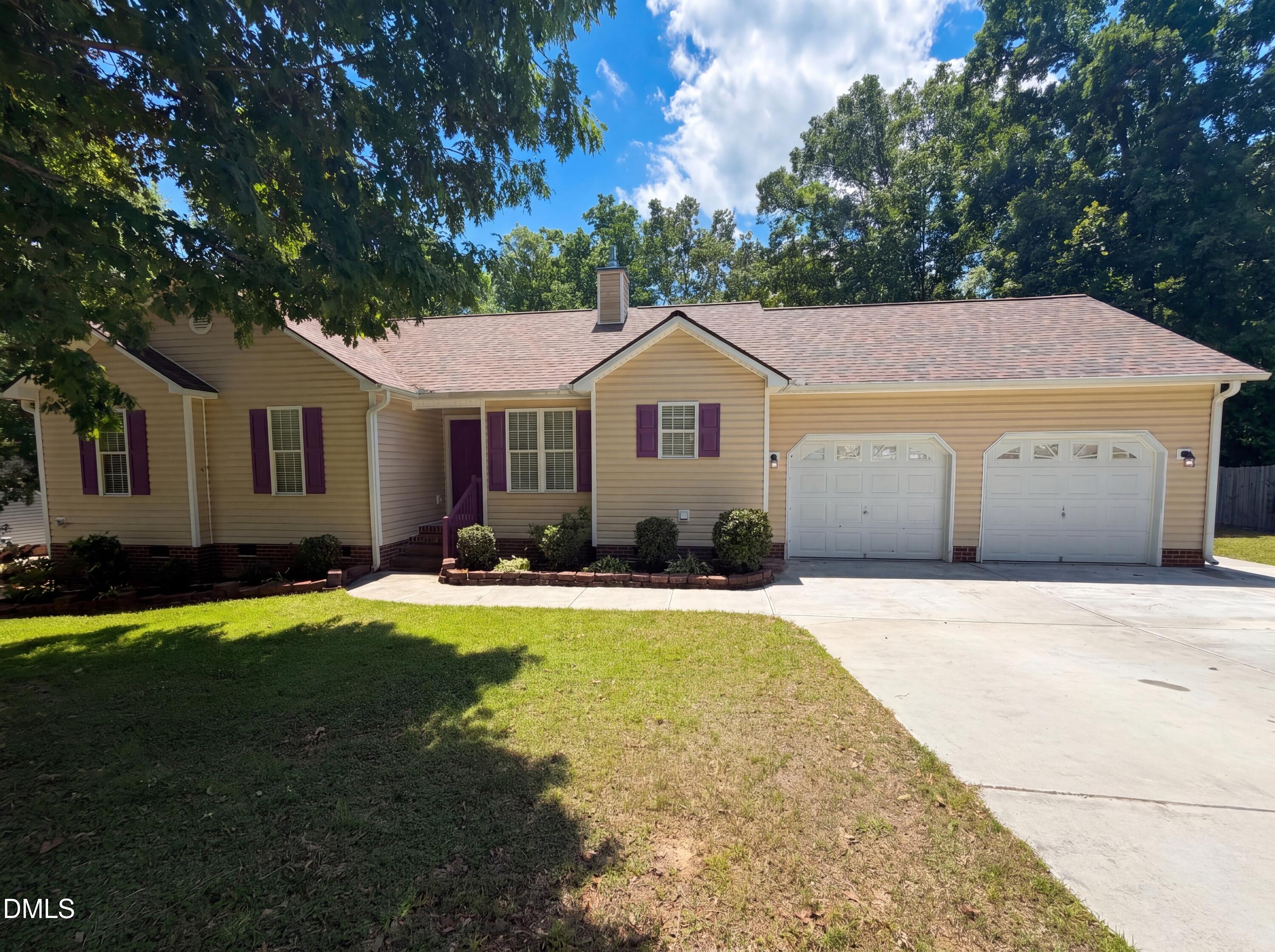 470 Kinsman Court Property Photo 1