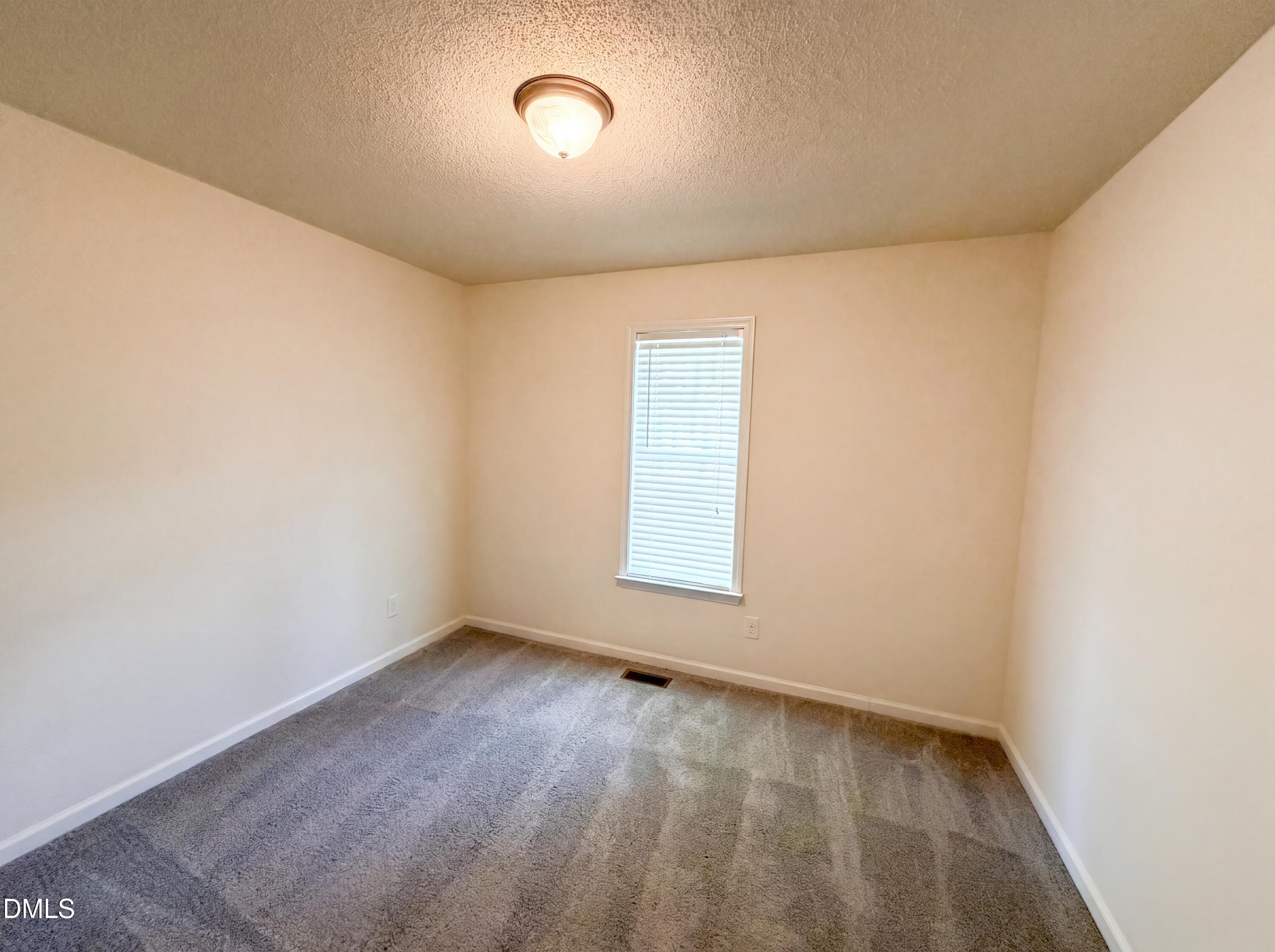 470 Kinsman Court Property Photo 4