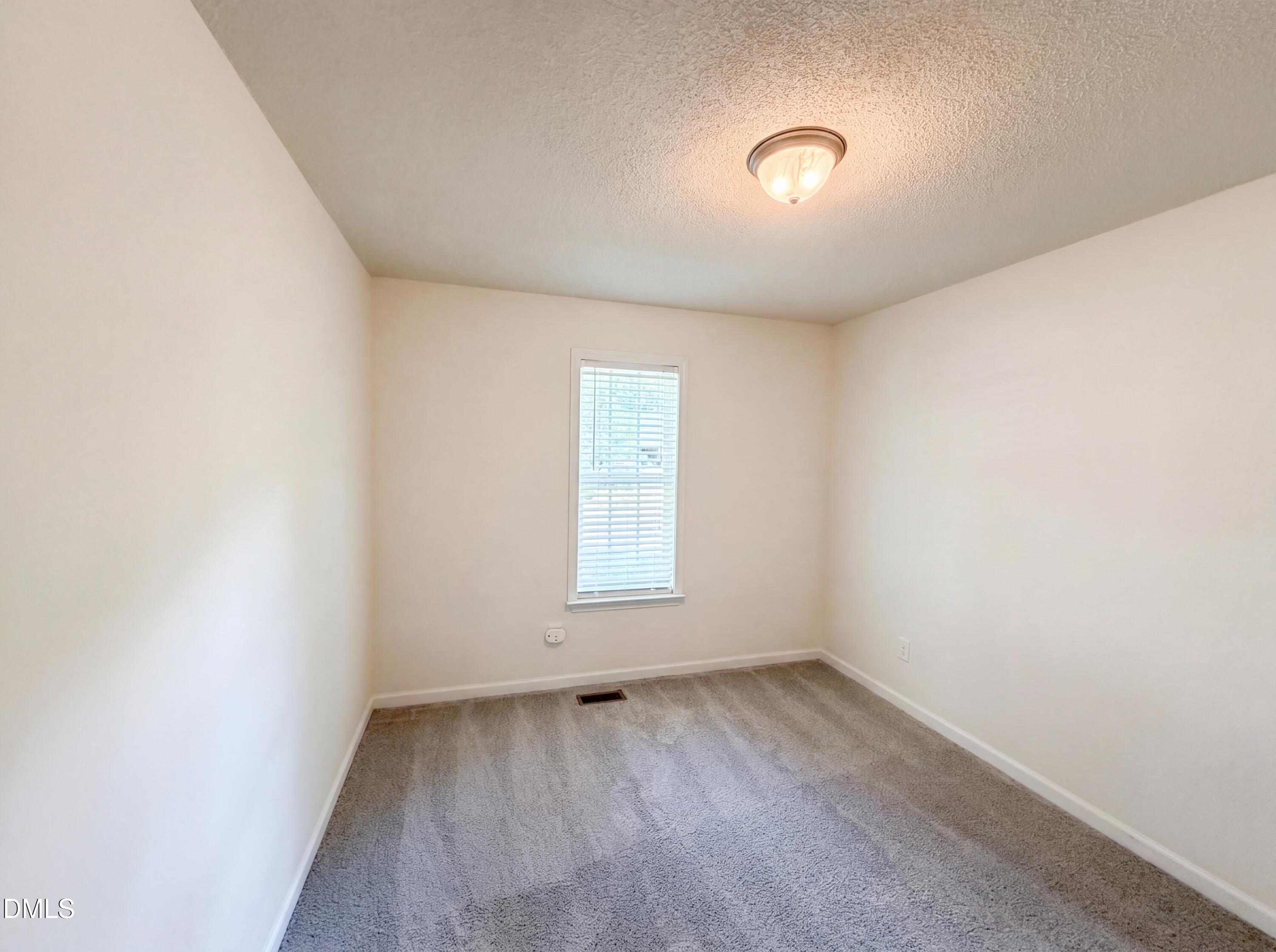 470 Kinsman Court Property Photo 14