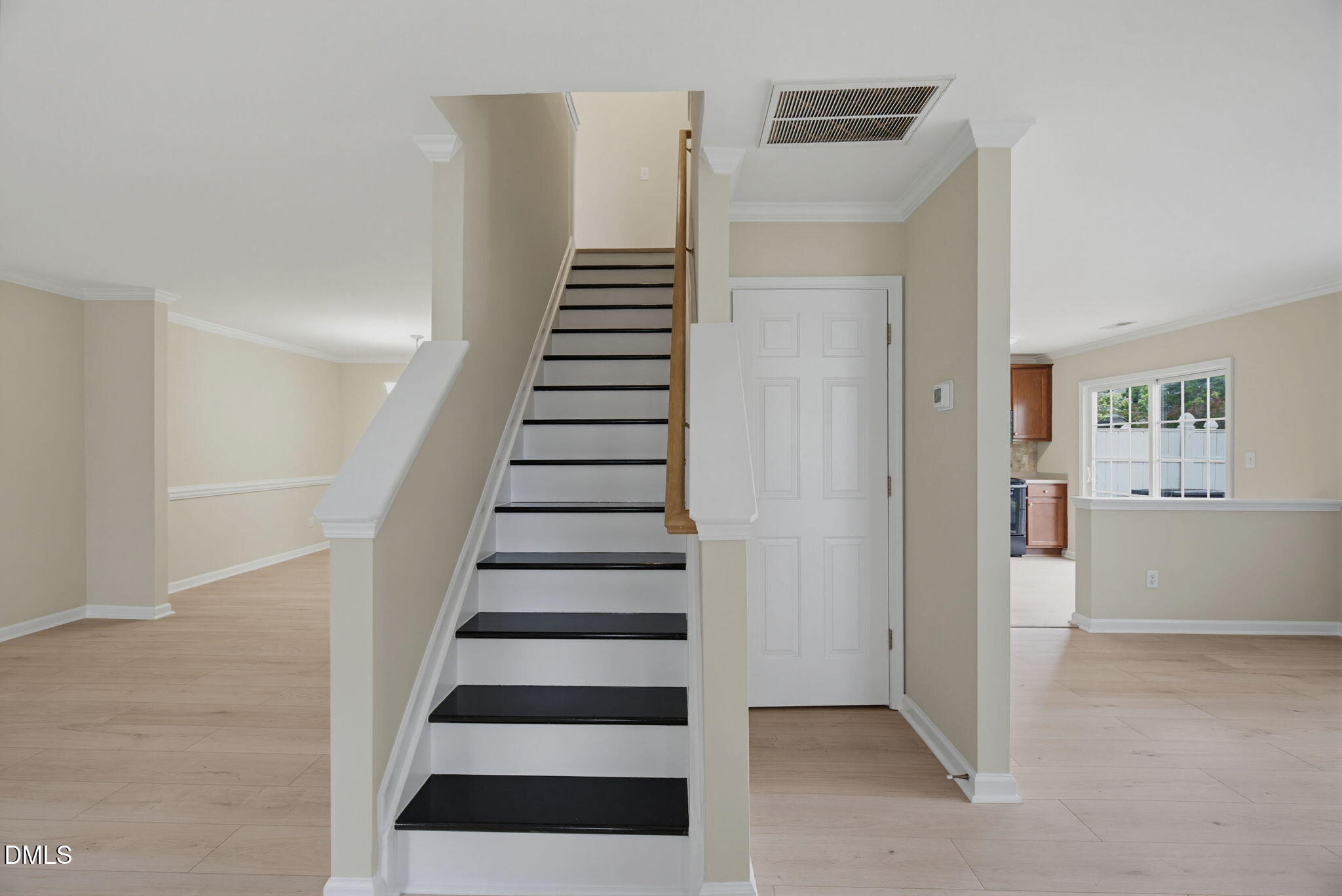 1322 Legacy Greene Avenue Property Photo 5