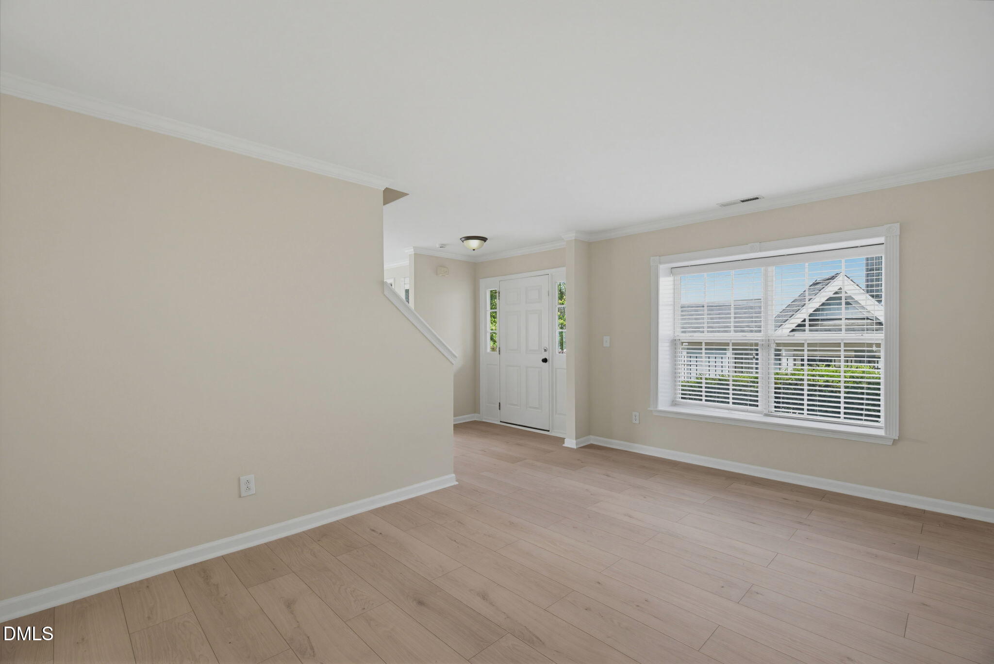 1322 Legacy Greene Avenue Property Photo 8