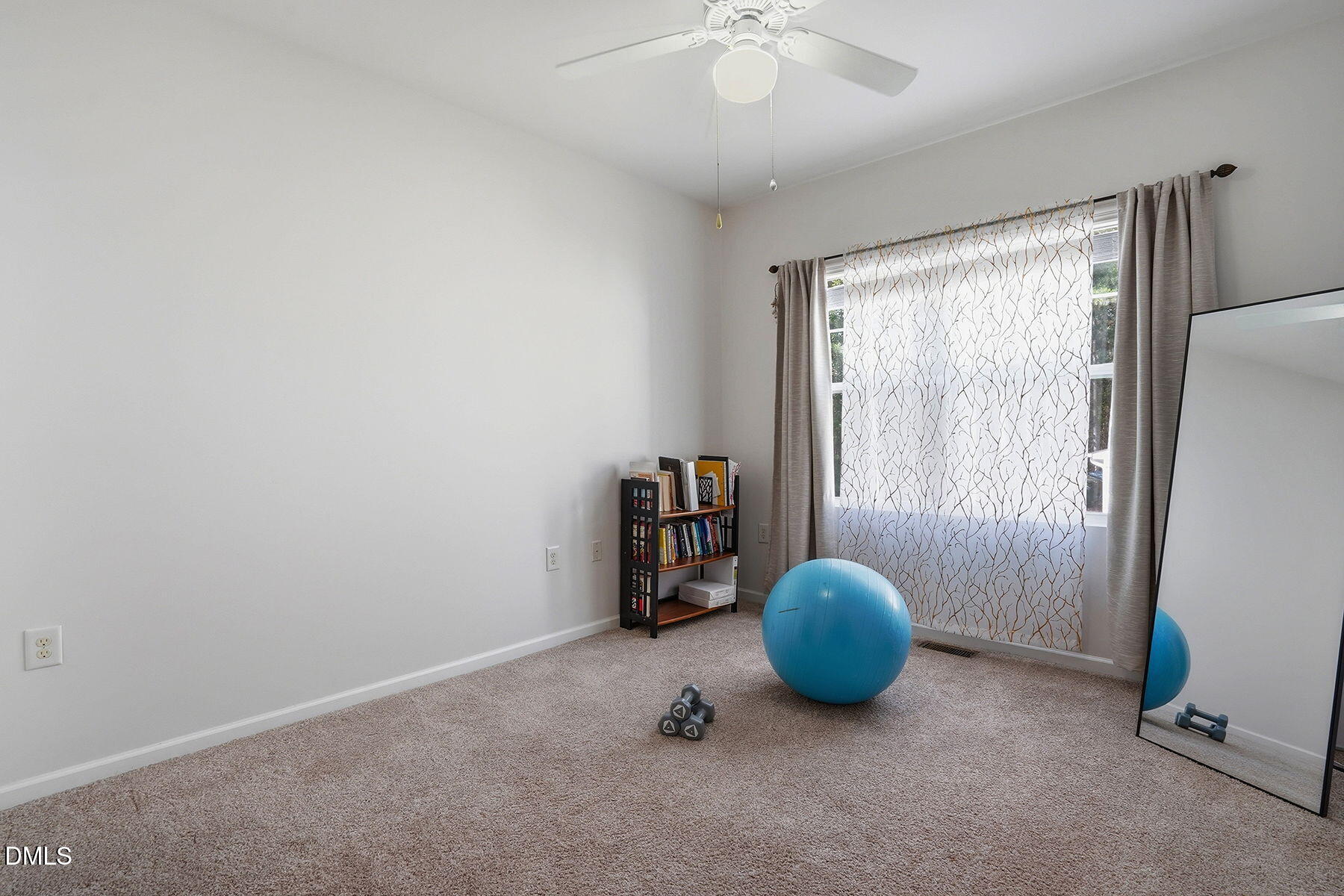 921 Saratoga Drive Property Photo 21