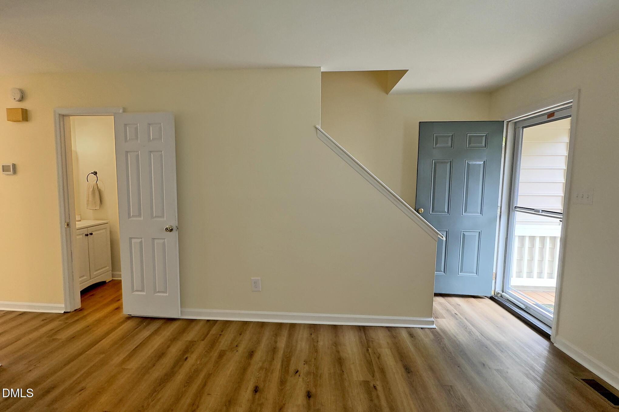 6544 English Oaks Drive Property Photo 8