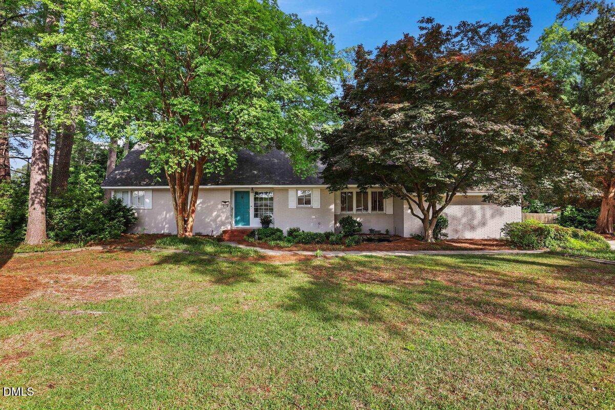 1105 S Vermont Street Property Photo 3