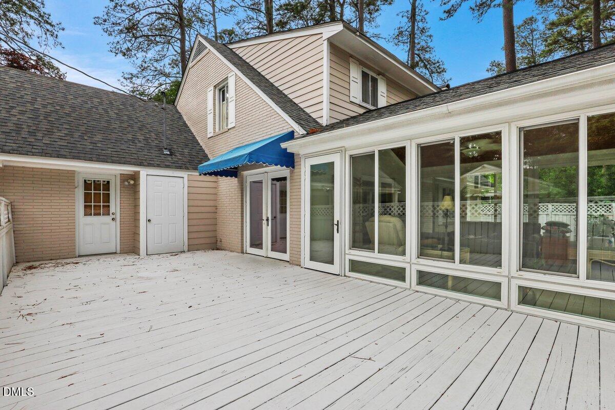 1105 S Vermont Street Property Photo 23