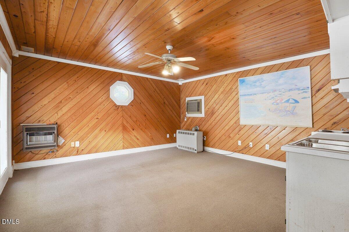 1105 S Vermont Street Property Photo 27