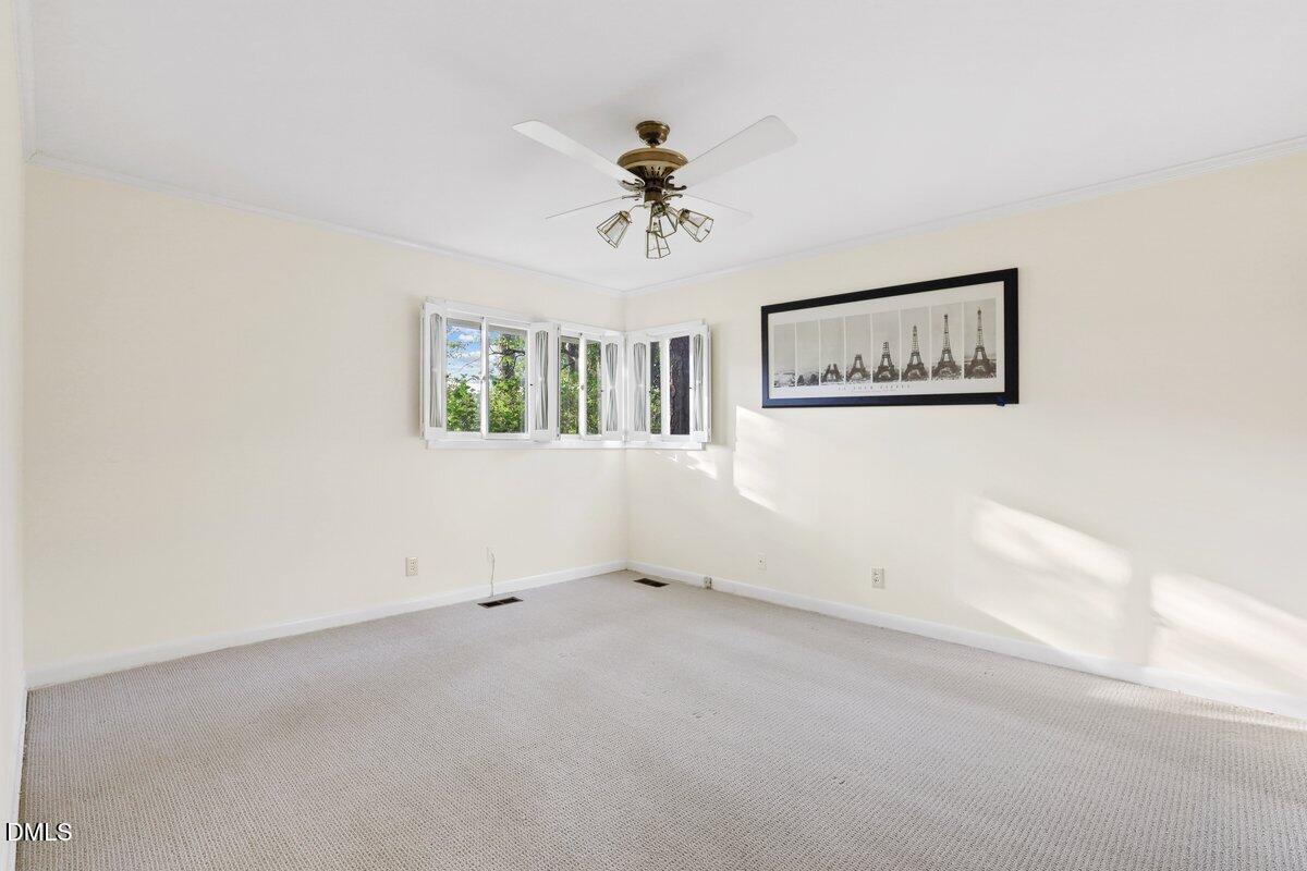 1105 S Vermont Street Property Photo 30