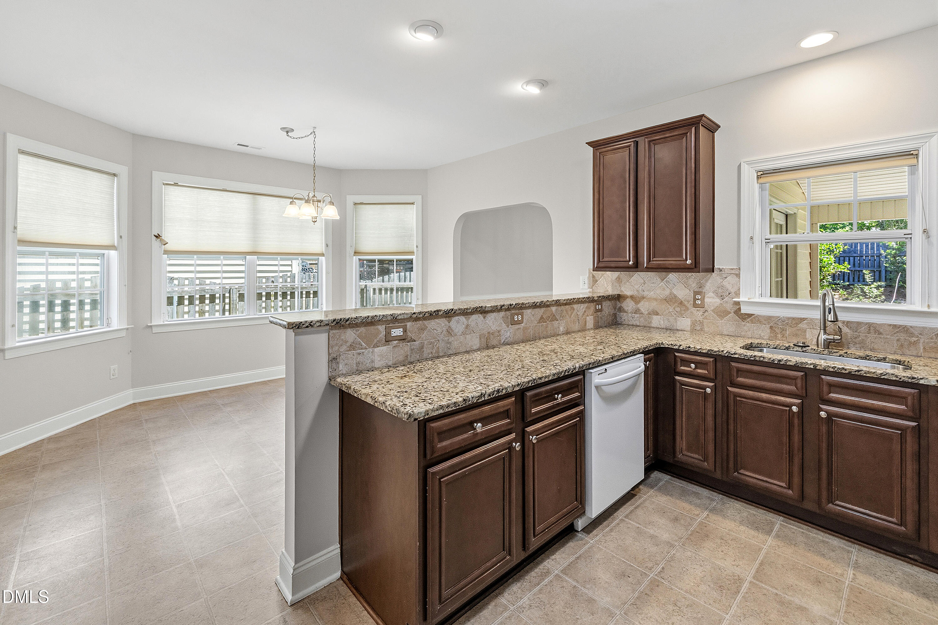 405 Braxcarr Street Property Photo 15