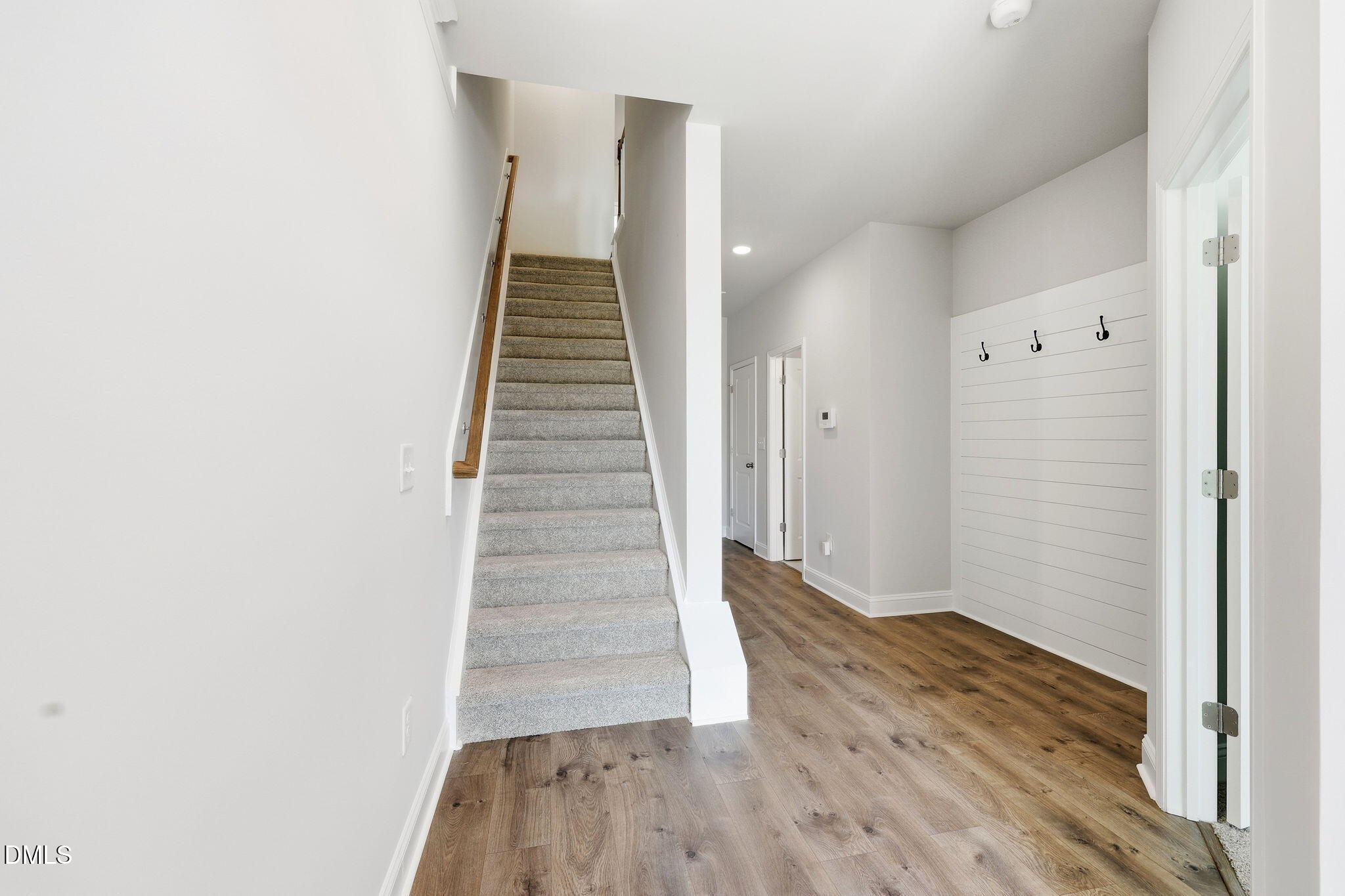 507 Gateway Townes Boulevard Property Photo 6