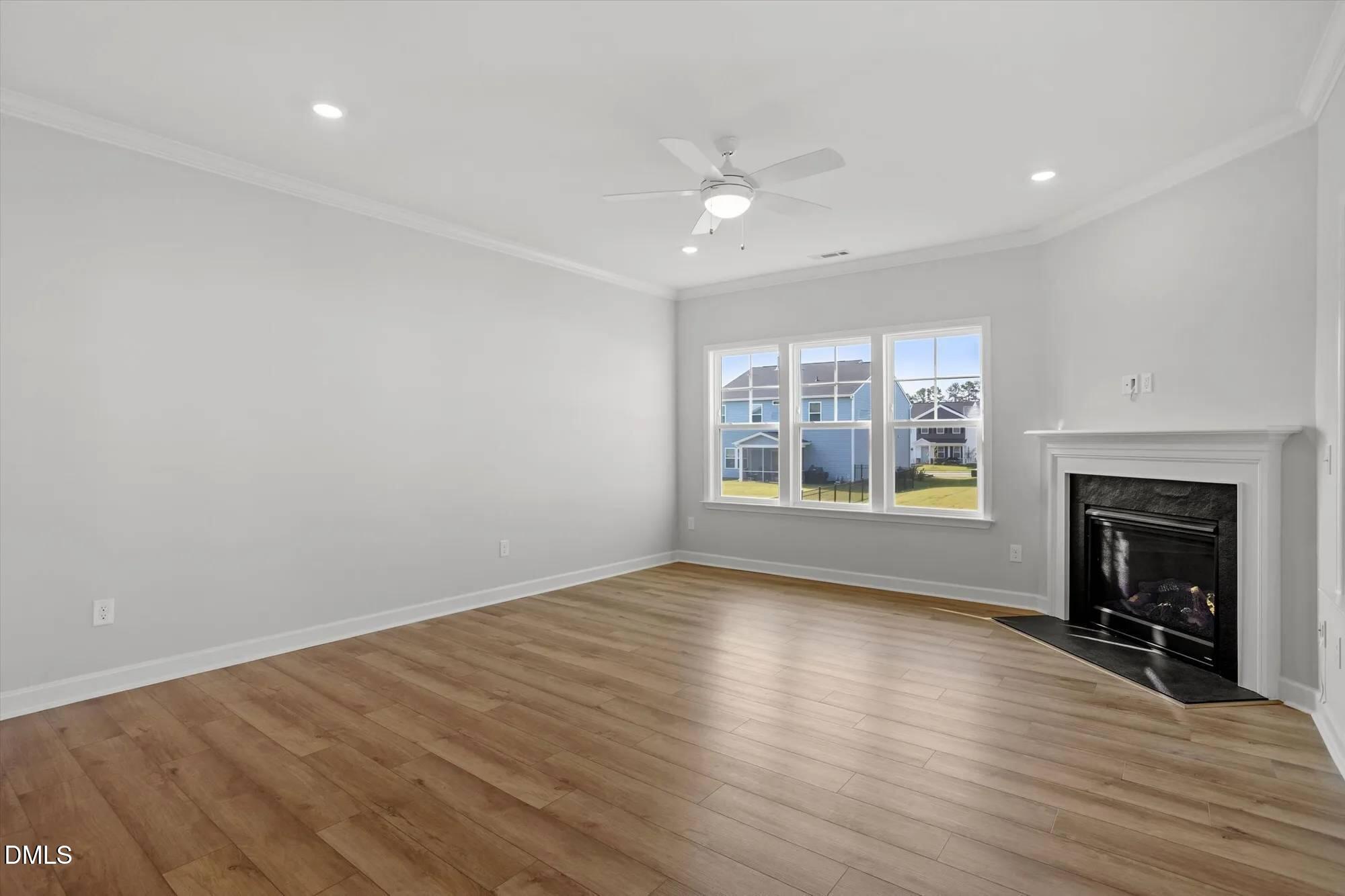 85 Moon Flower Walk Property Photo 10