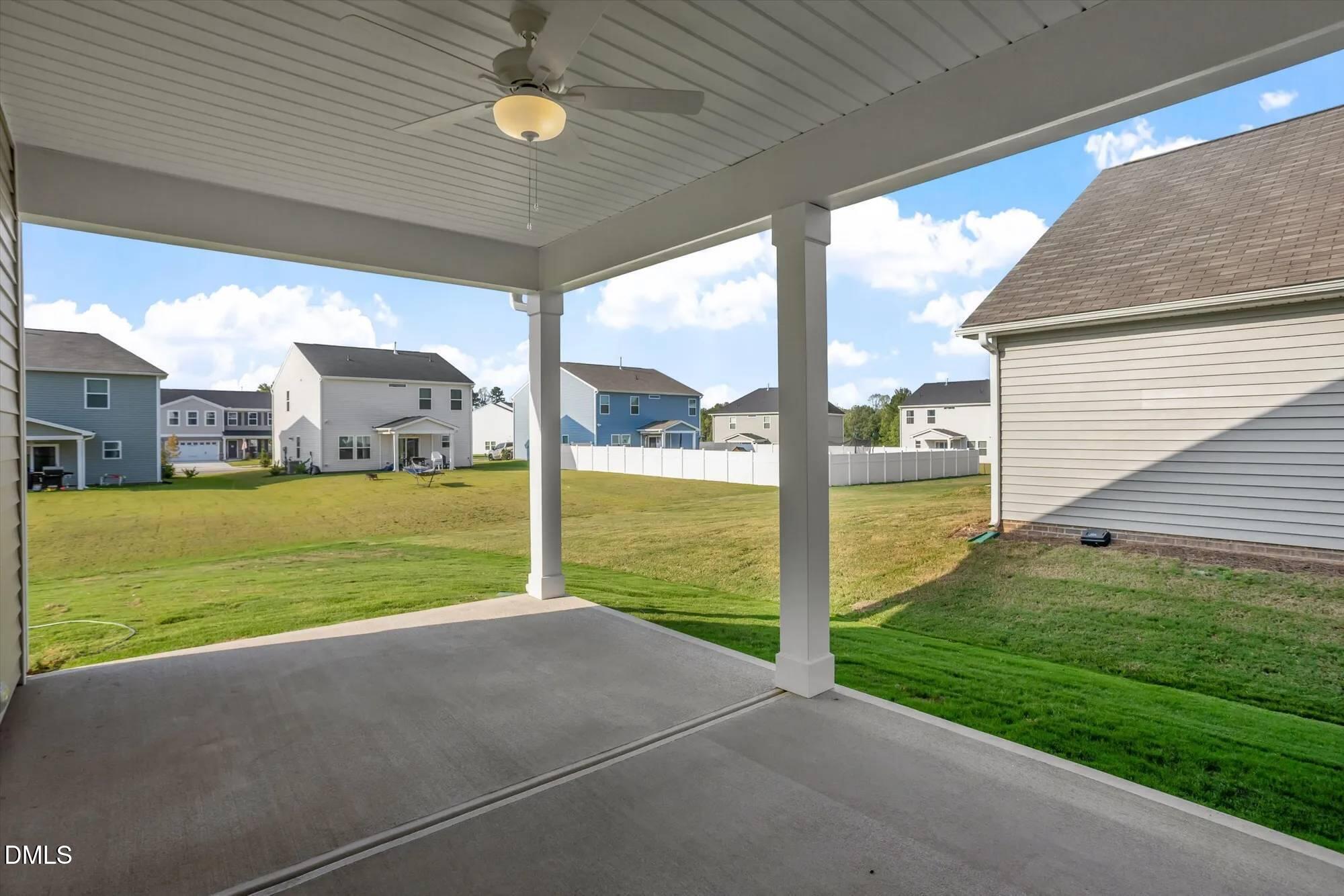 85 Moon Flower Walk Property Photo 30