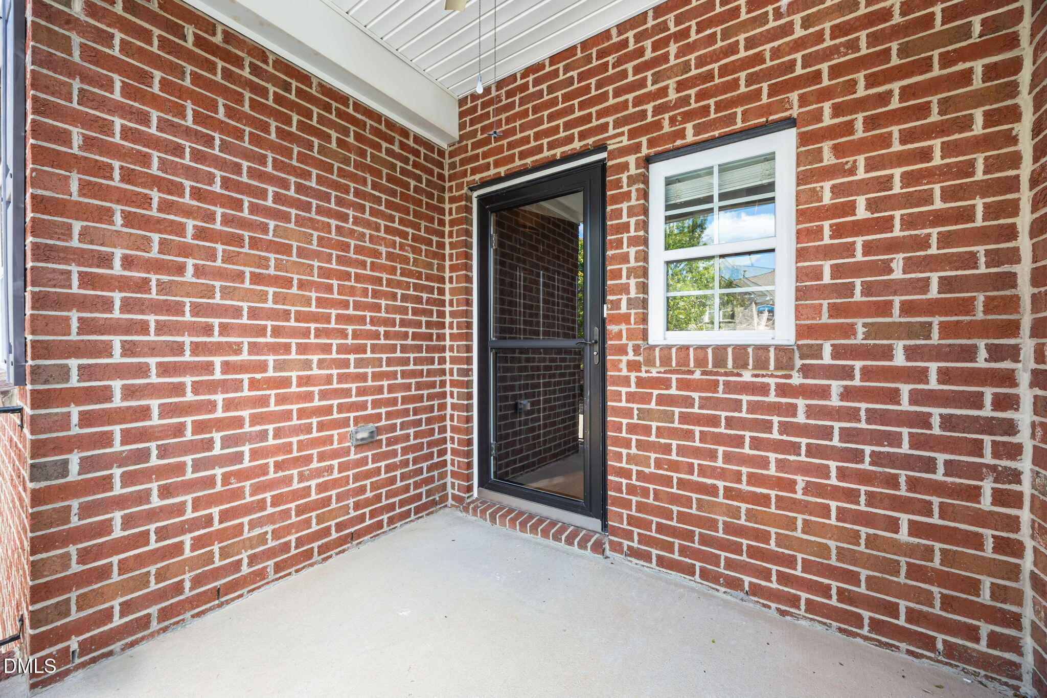 325 Old Mill Village Drive Property Photo 4