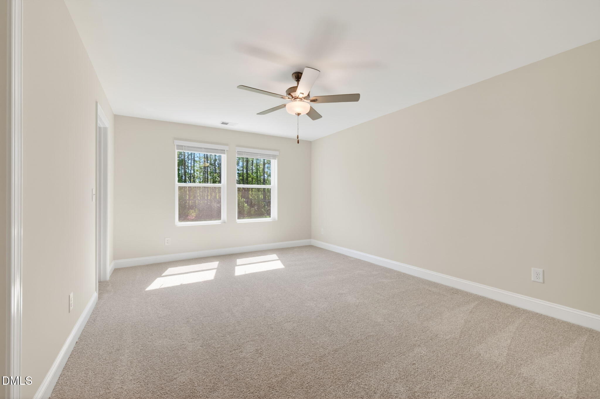 610 Barrington Row Avenue Property Photo 12