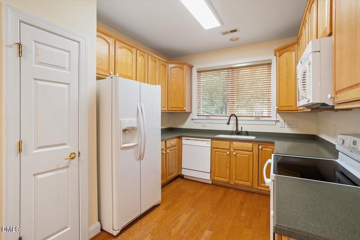 3005 Heritage Pines Drive Property Photo 15
