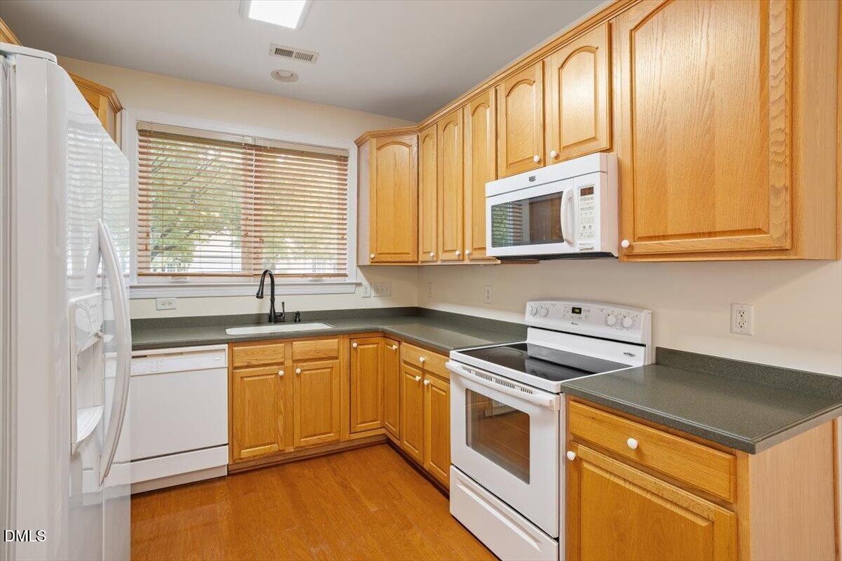 3005 Heritage Pines Drive Property Photo 17