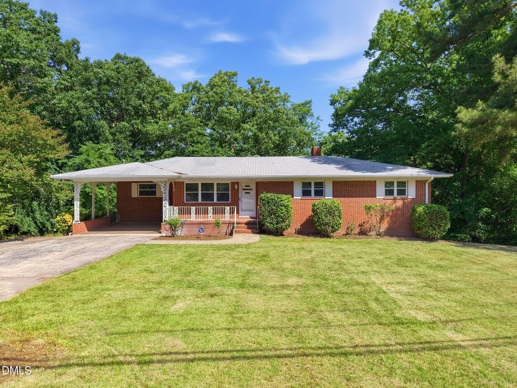 1021 N Mineral Springs Road Property Photo 1