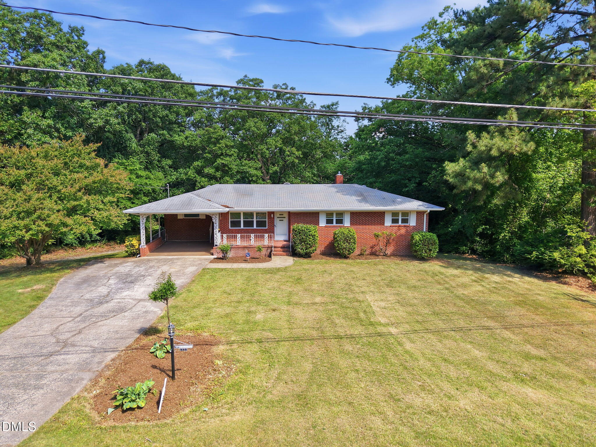 1021 N Mineral Springs Road Property Photo 2