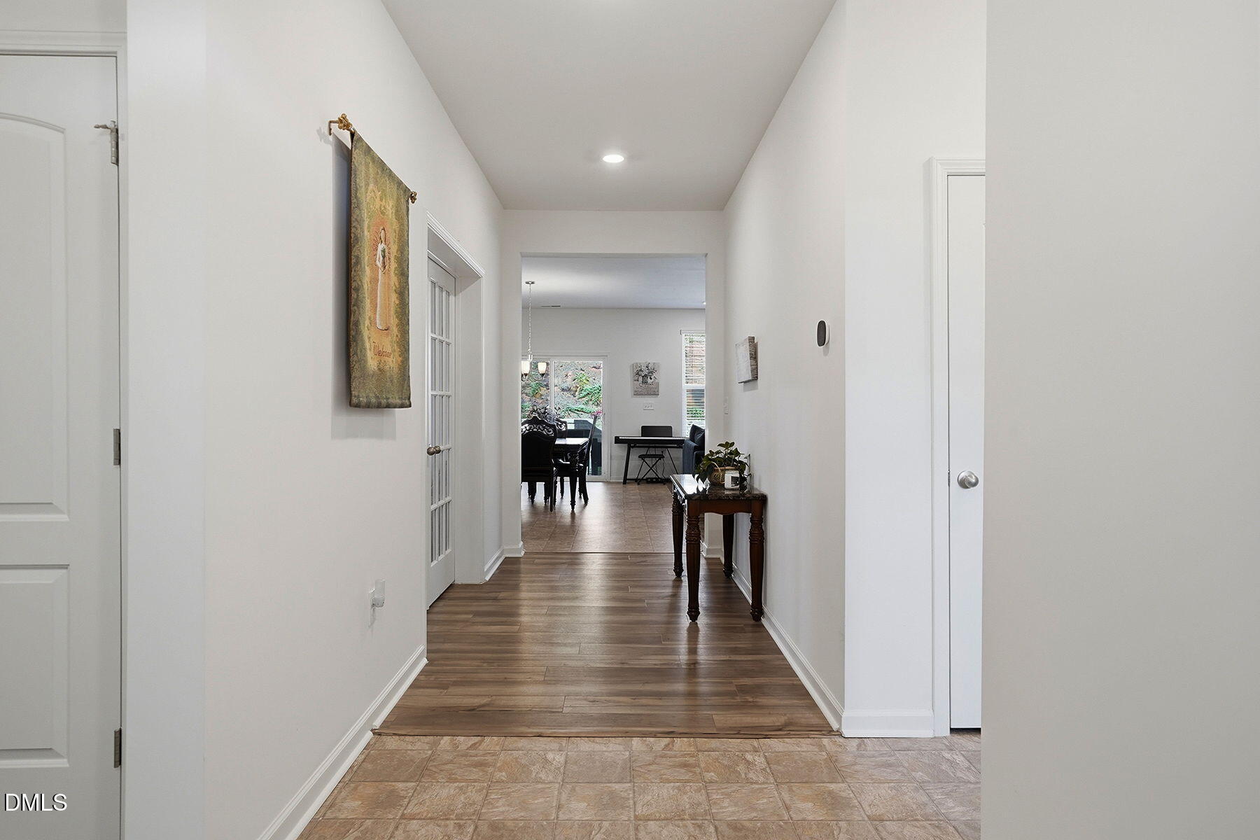 512 Thorny Branch Drive Property Photo 4