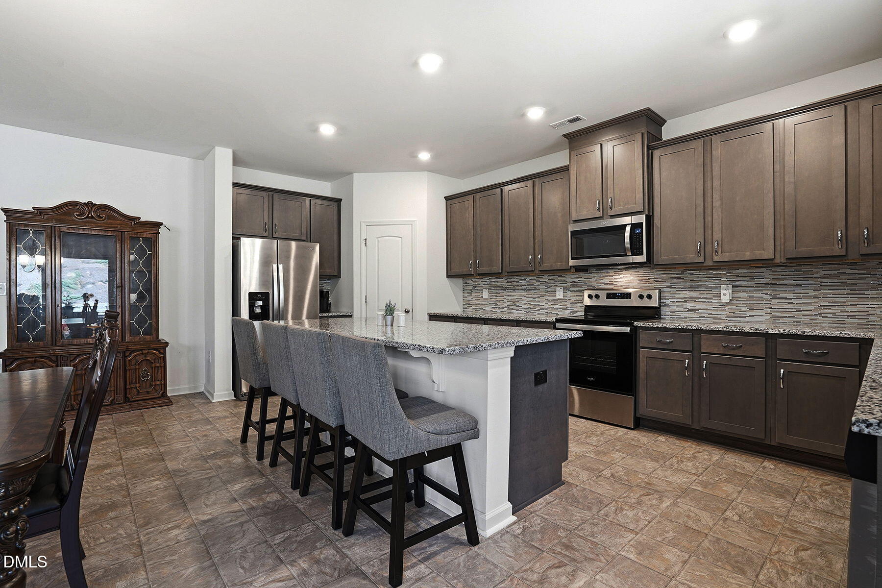 512 Thorny Branch Drive Property Photo 11