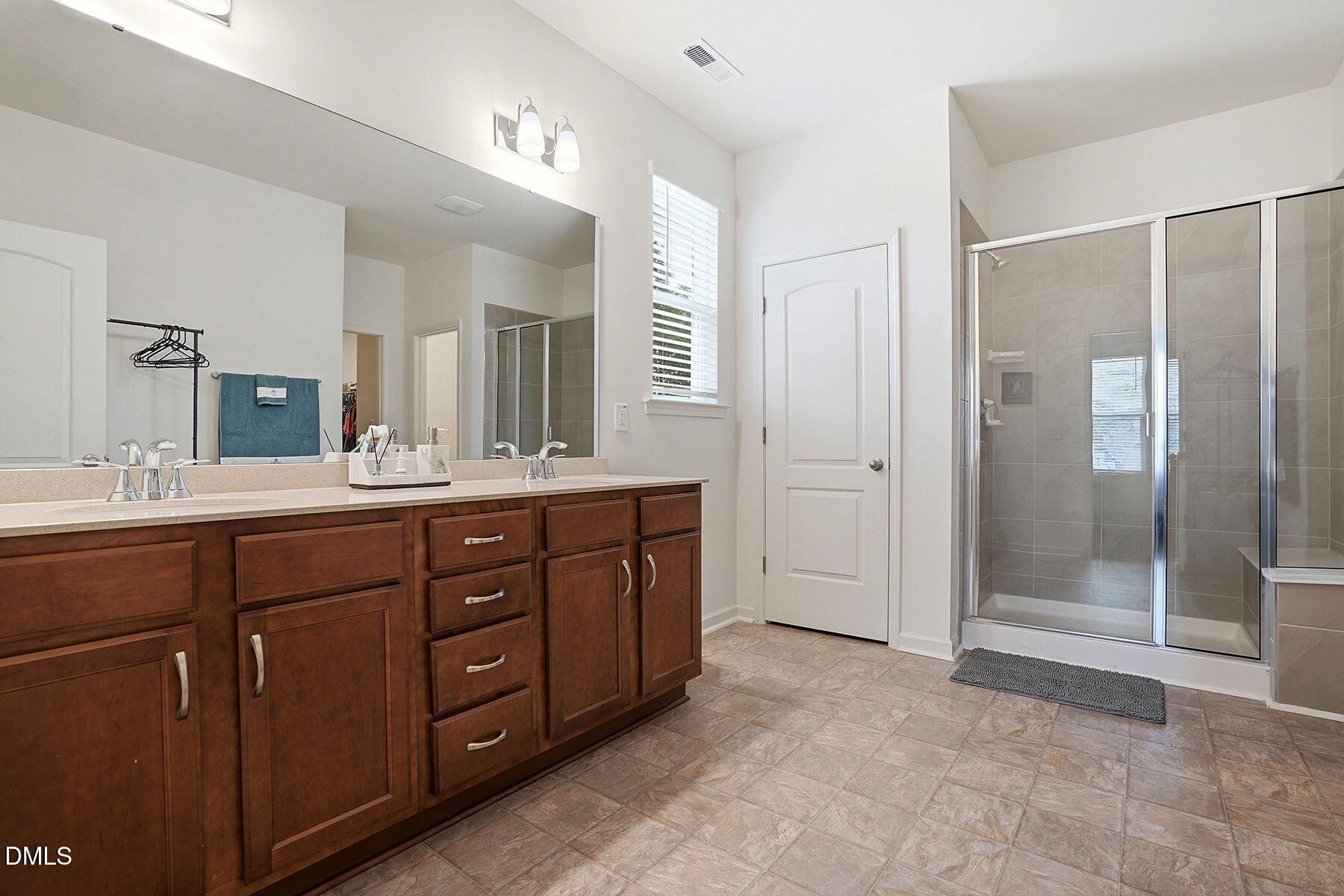 512 Thorny Branch Drive Property Photo 19