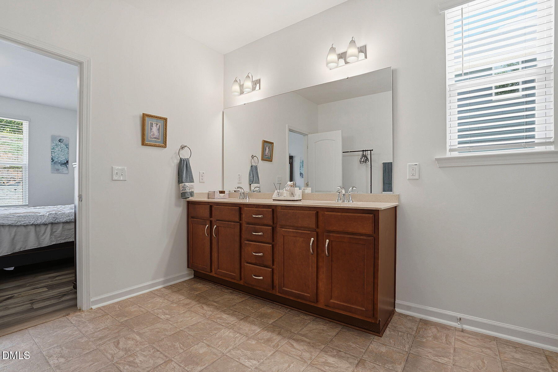 512 Thorny Branch Drive Property Photo 21