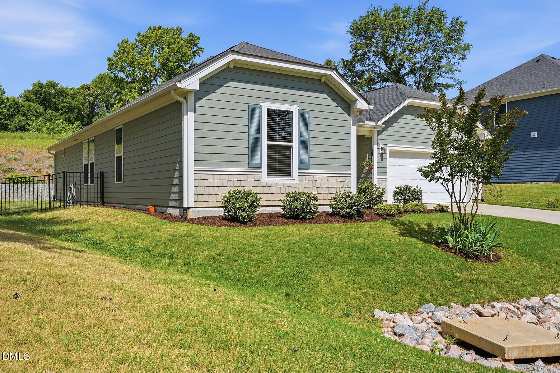 512 Thorny Branch Drive Property Photo 37