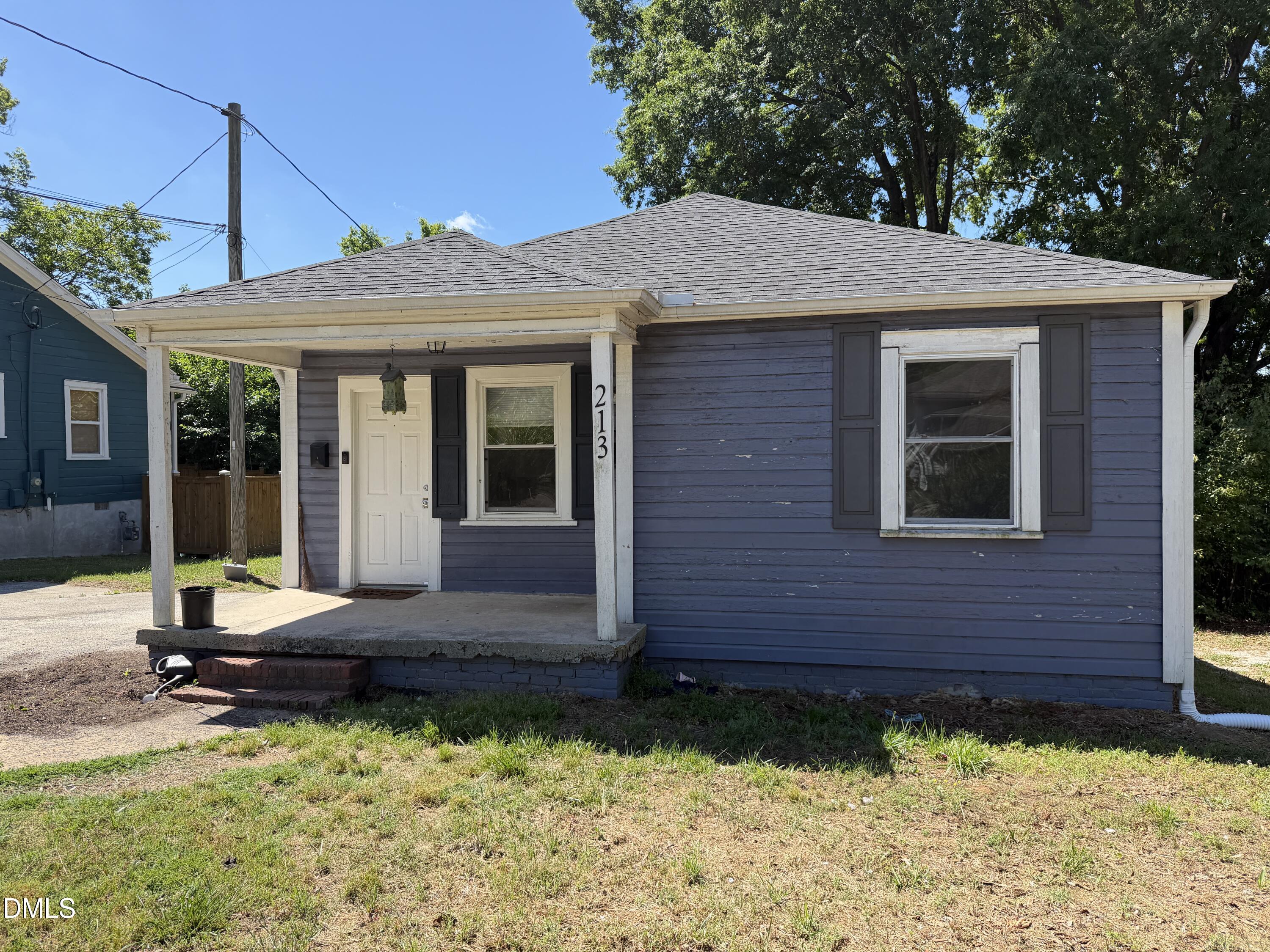213 Hargrove Street Property Photo 1