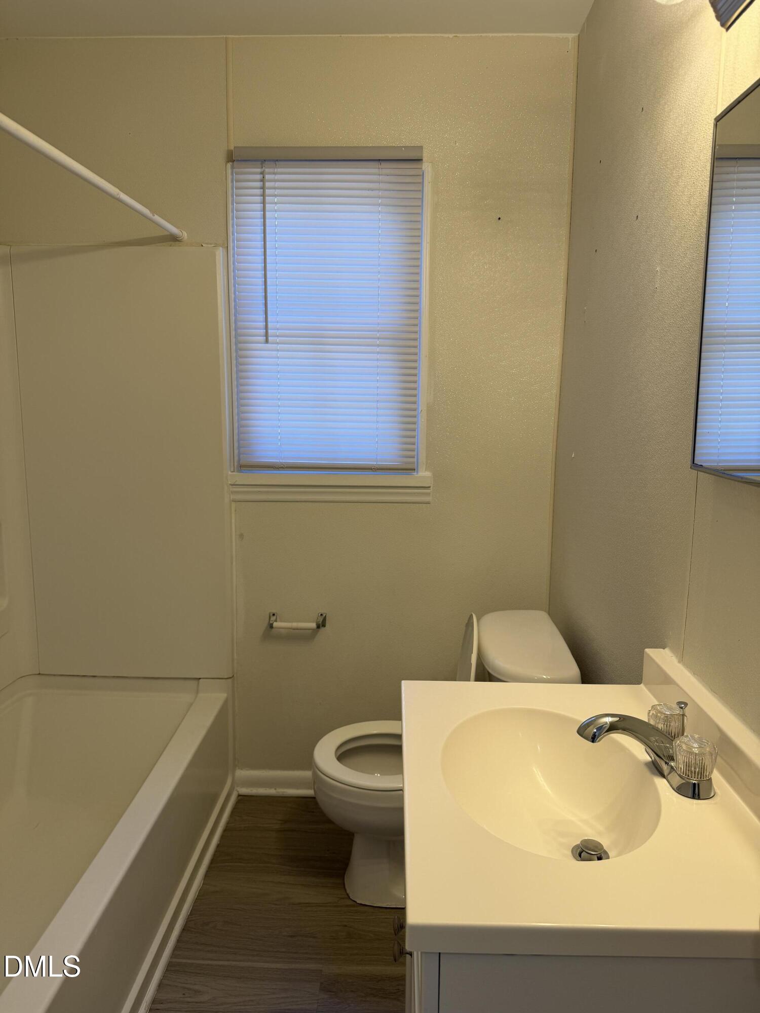 213 Hargrove Street Property Photo 6