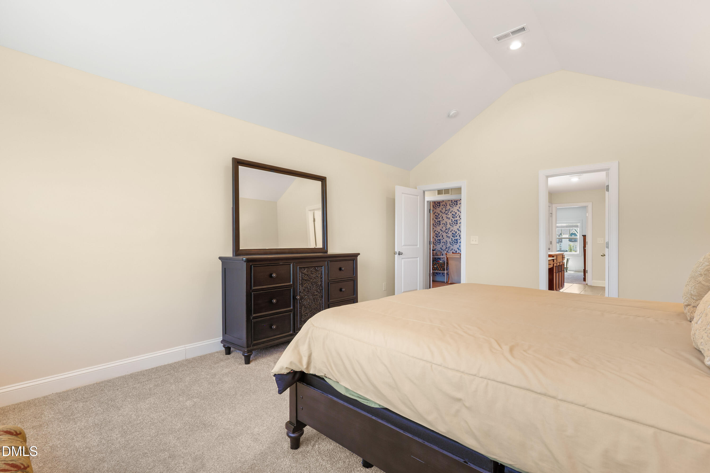 513 Henham Way Property Photo 31