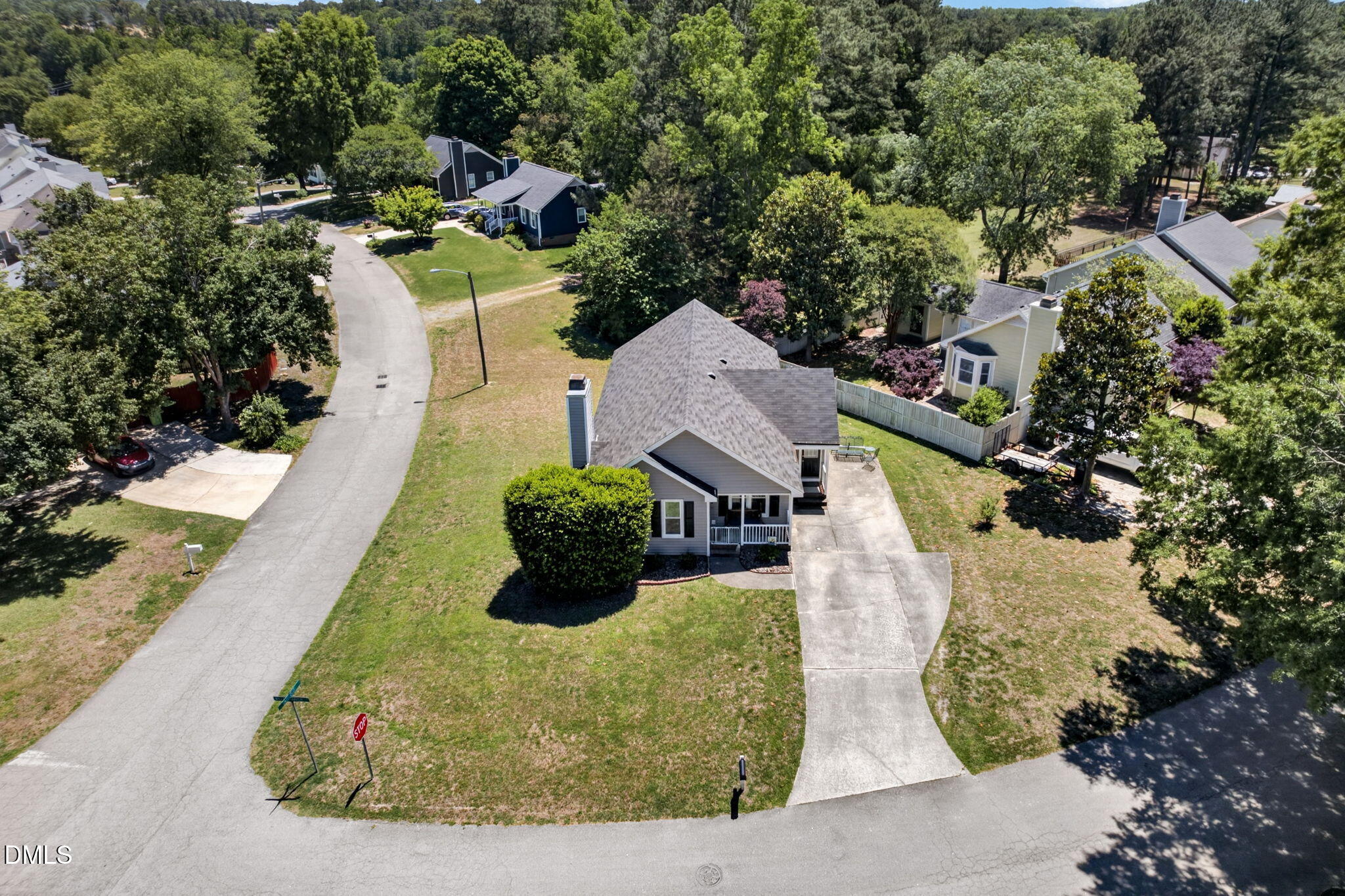 4148 Willow Haven Court Property Photo 4