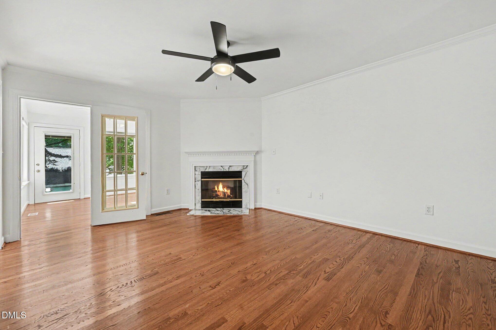 2807 Sterling Park Drive Property Photo 5