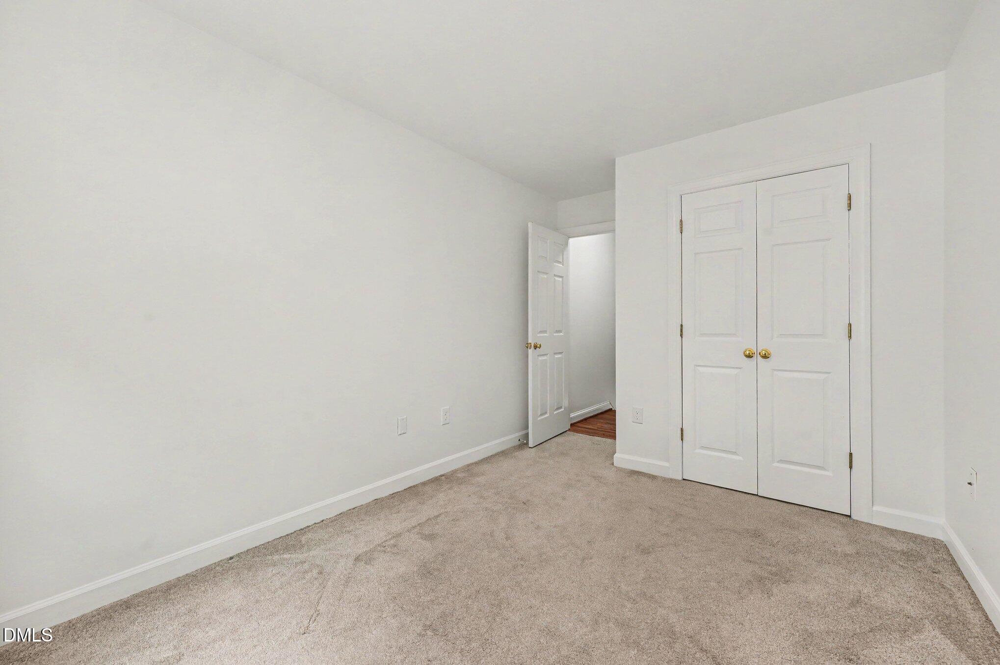 2807 Sterling Park Drive Property Photo 16