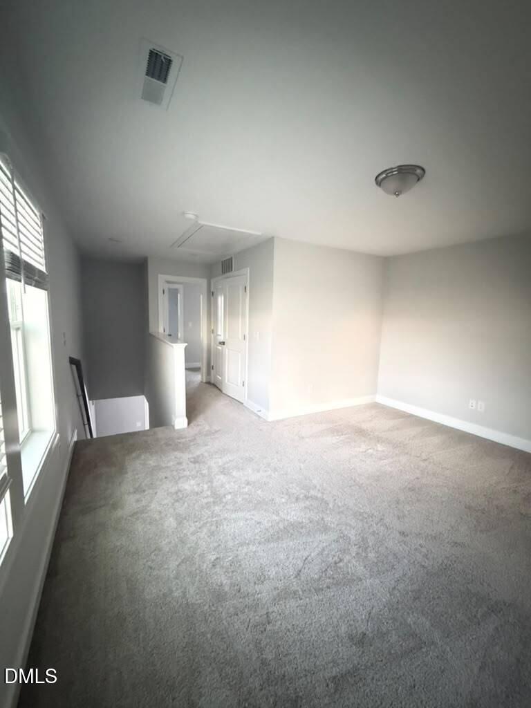 529 Eversden Drive Property Photo 11