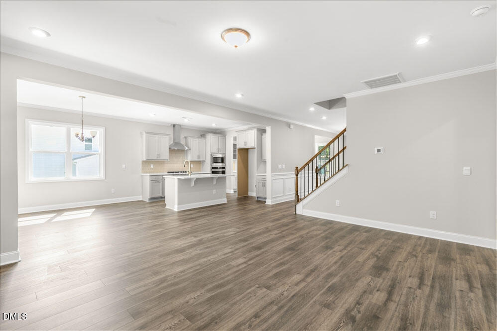 1540 Jasmine View Way Property Photo 10