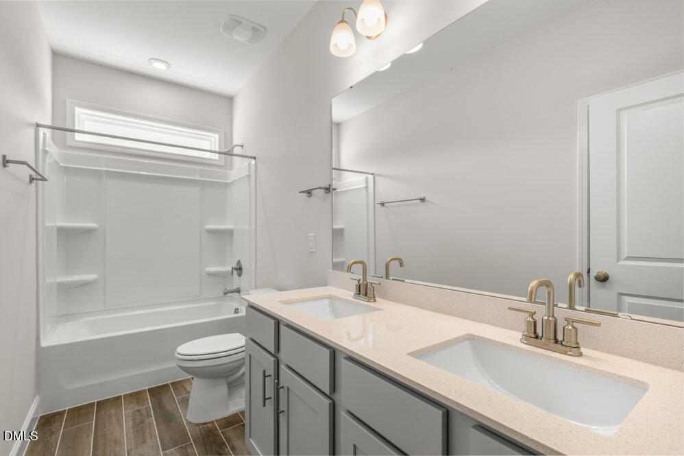 1540 Jasmine View Way Property Photo 29