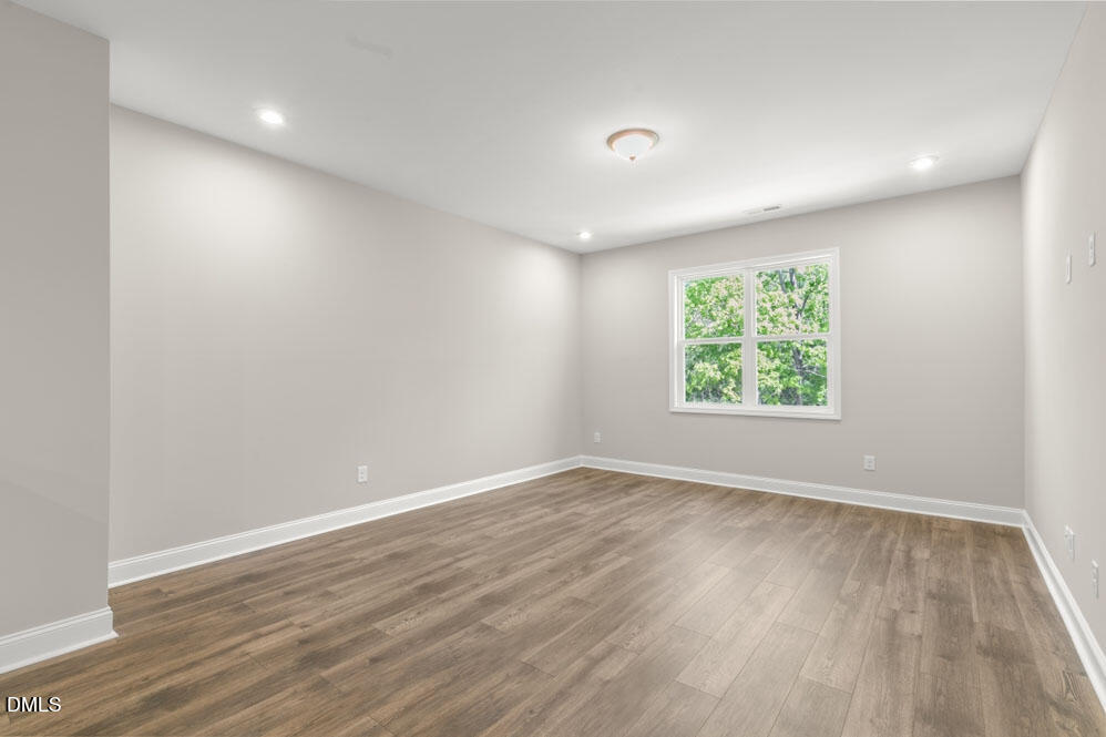 1540 Jasmine View Way Property Photo 31