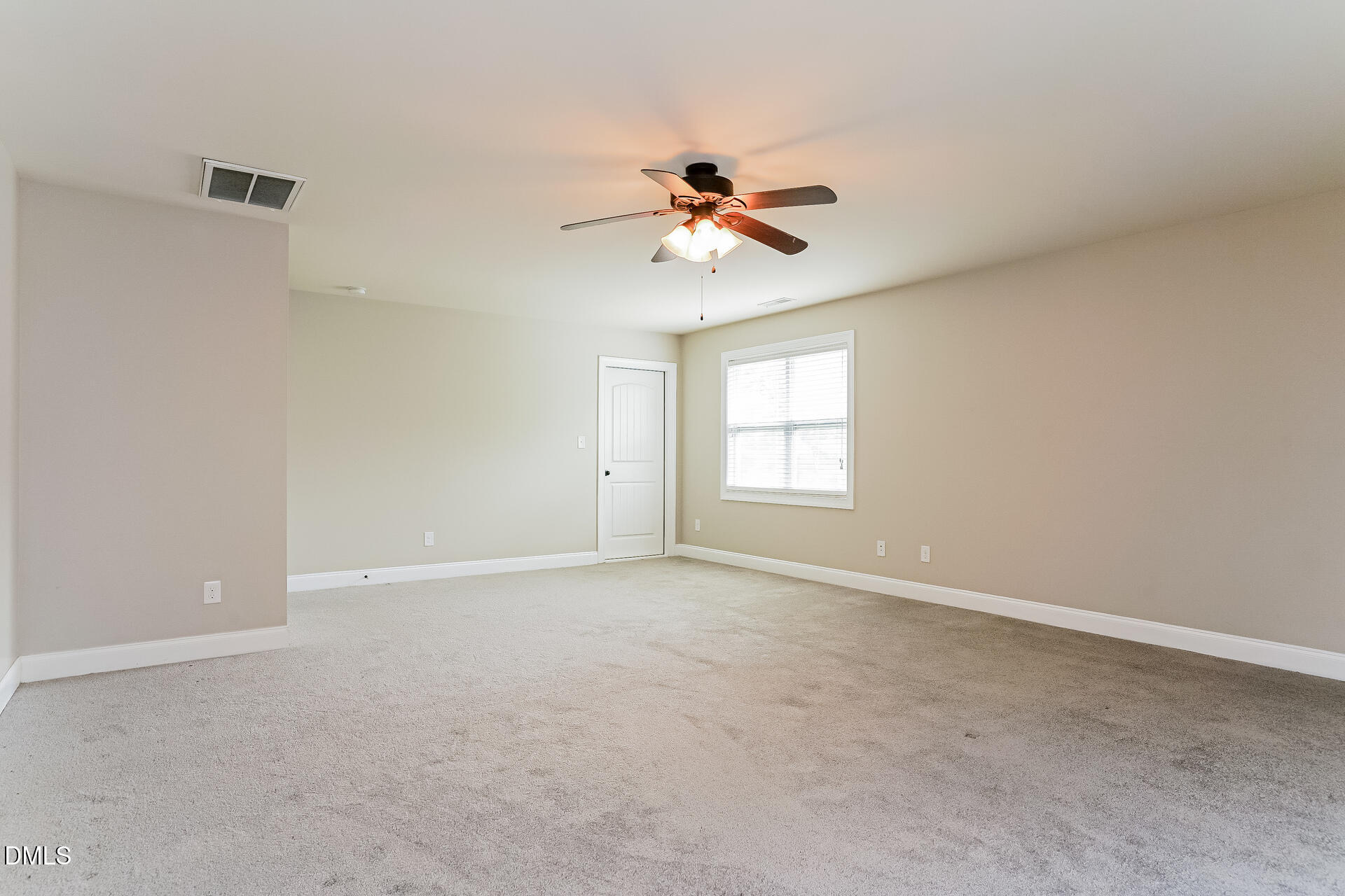 650 Winding Oak Way Property Photo 11