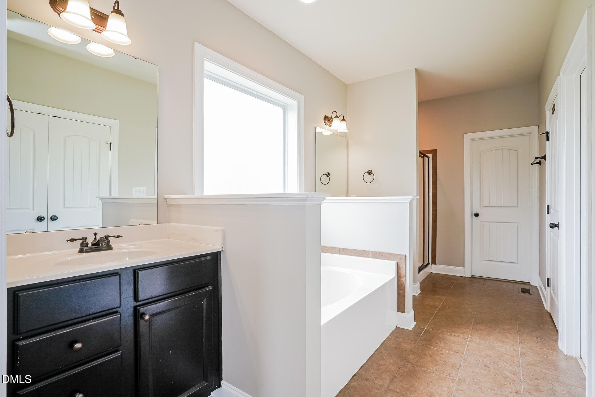650 Winding Oak Way Property Photo 14